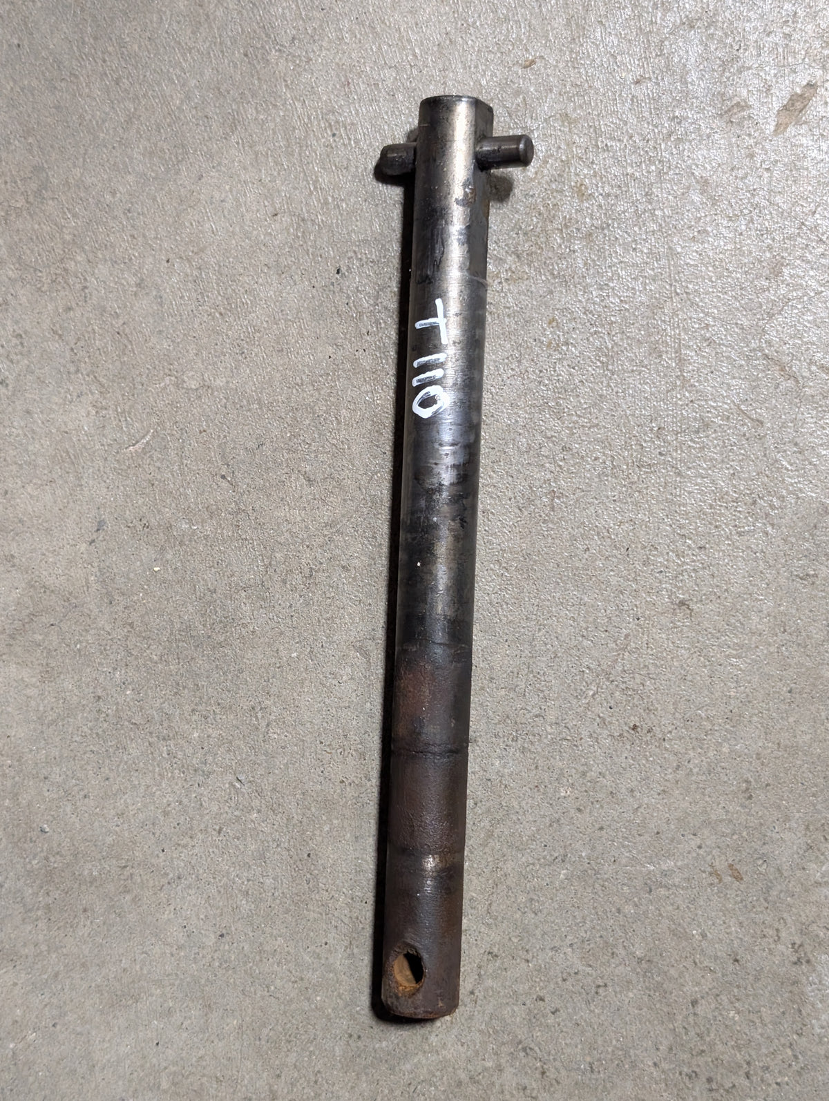 Park Lock Actuating Shaft IH International 71921C91 USED