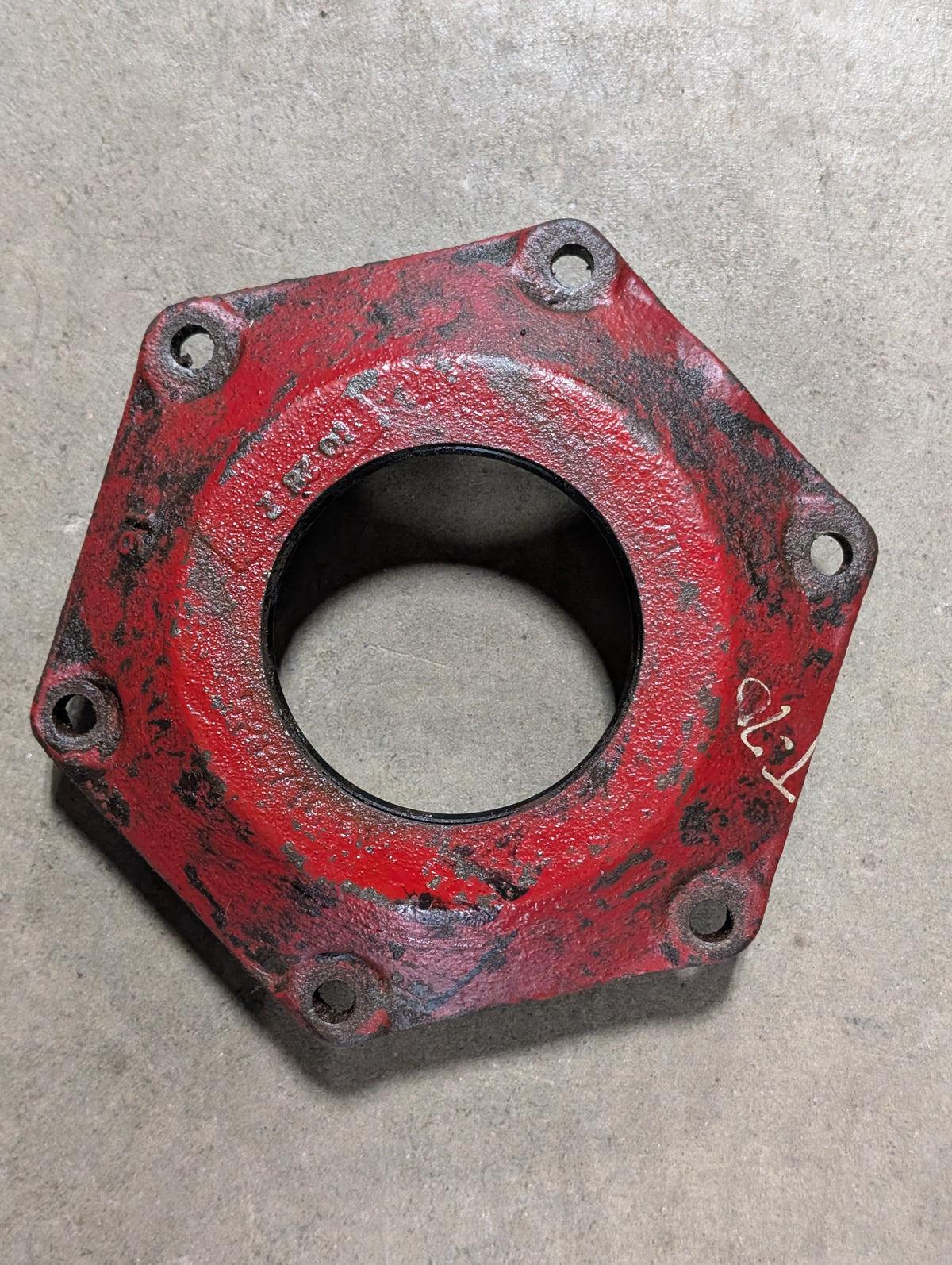 Axle Cap IH International 528716R1 USED