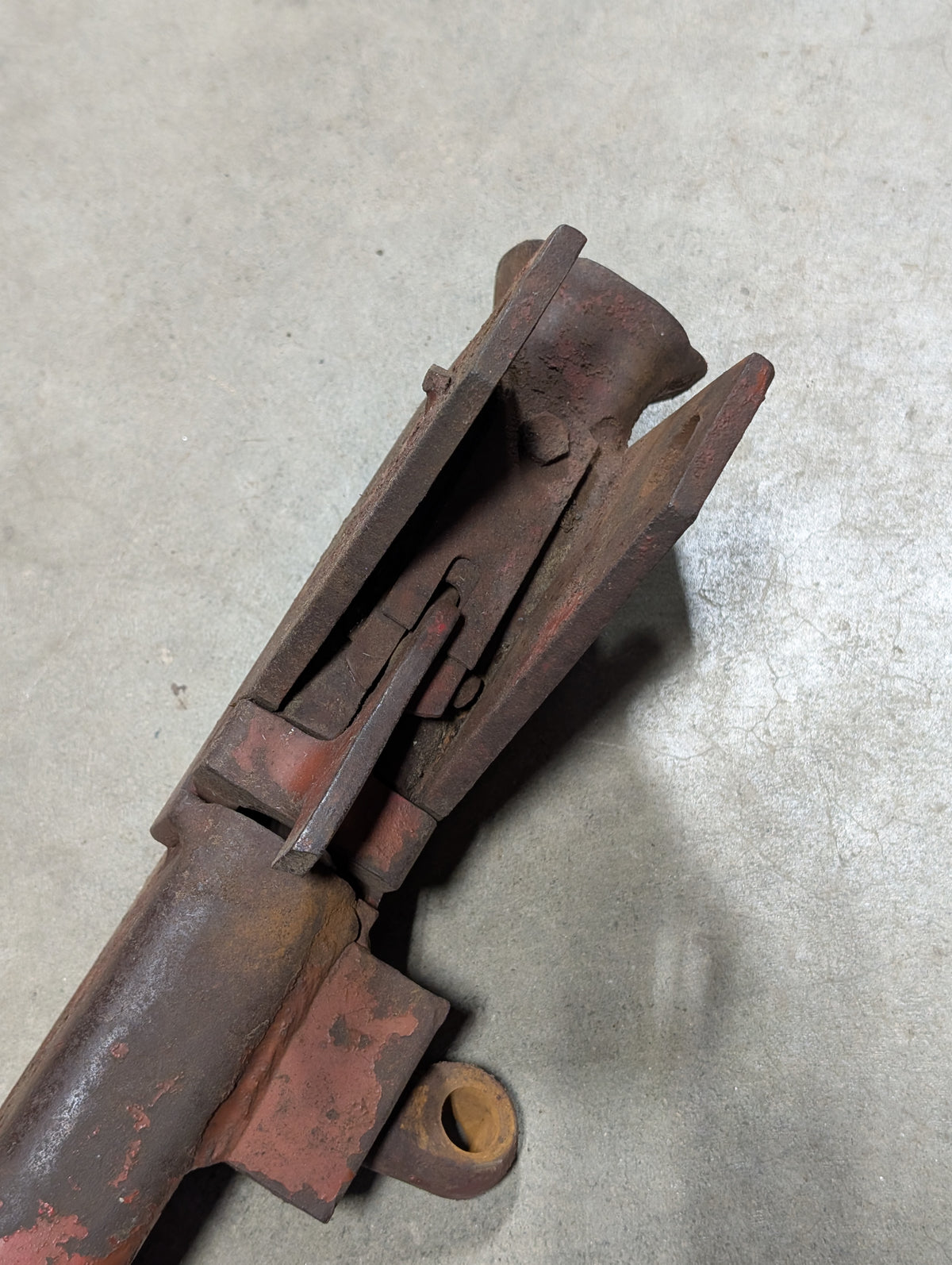 Right Lower Link Front Section IH International 398388R92 USED