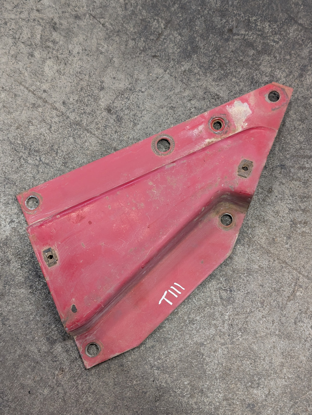 Left Instrument Panel Support IH International 104016C1 USED