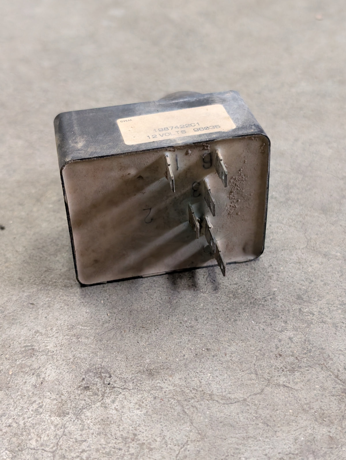 Warning Flasher Control Switch IH International 131066C91 1987422C1 USED