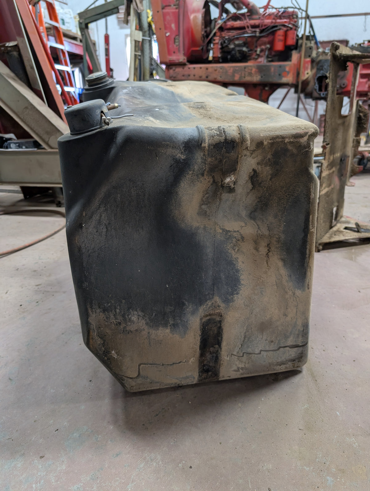 Fuel Tank IH International 72905C92 USED