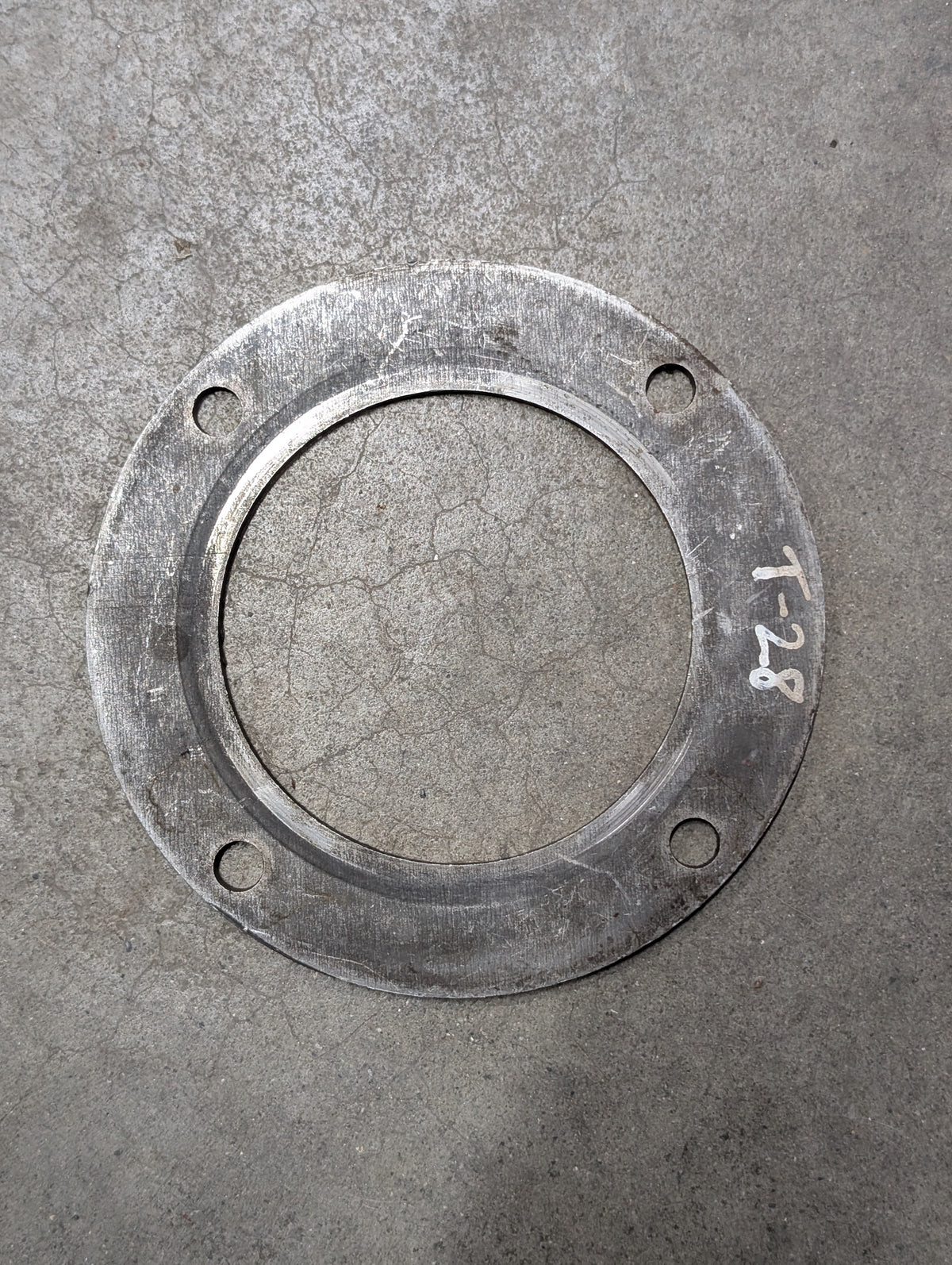 Main Shaft Bearing Retainer IH International 380098R1 USED