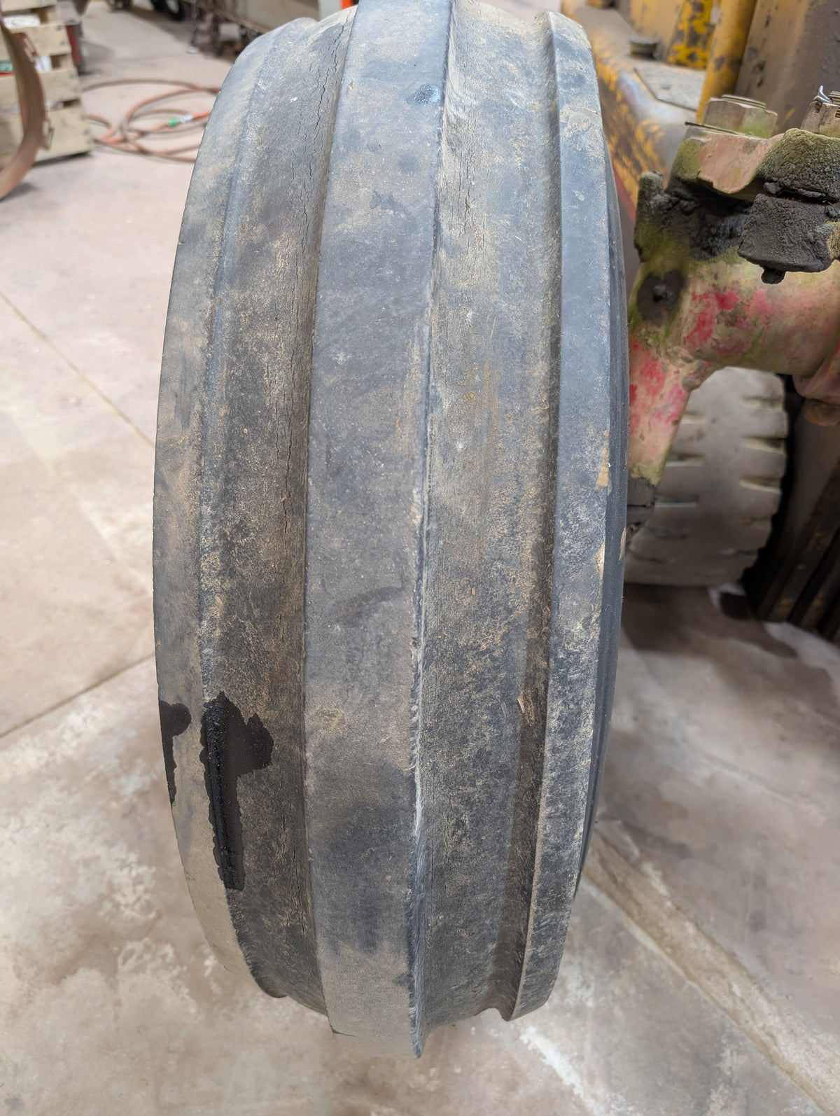 Wide Front IH International 71818C91 531258R93 531263R1 63864R92 USED