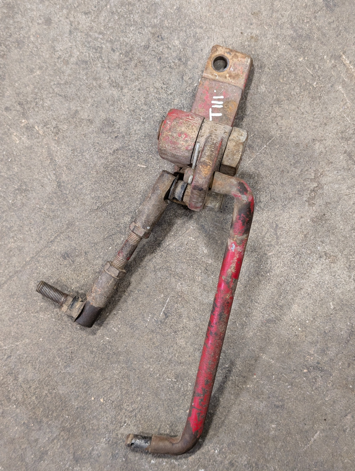 Park Lock Actuating Assembly IH International 120025C2 USED