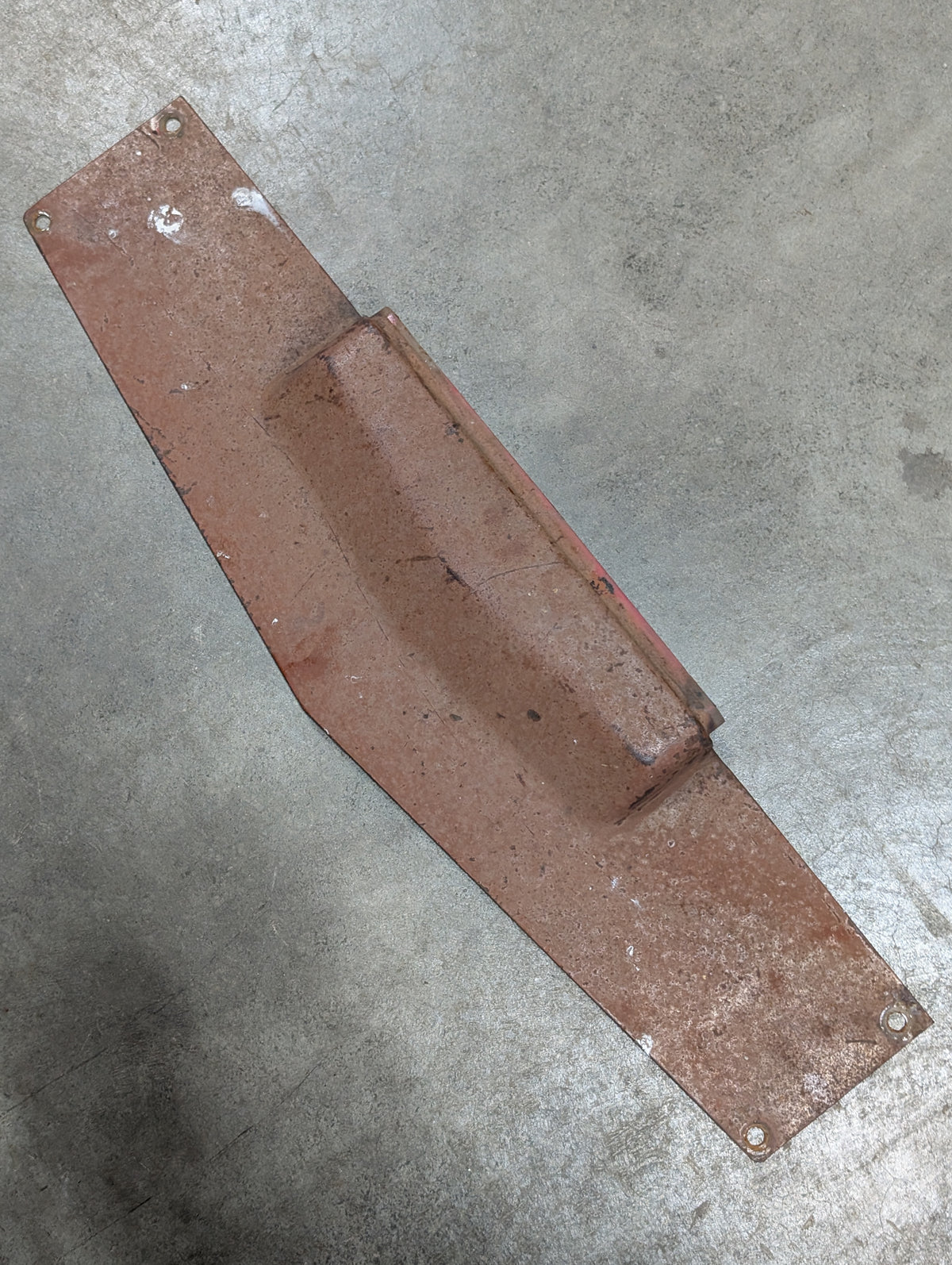 Headlight Support Cover IH International 531221R2 USED