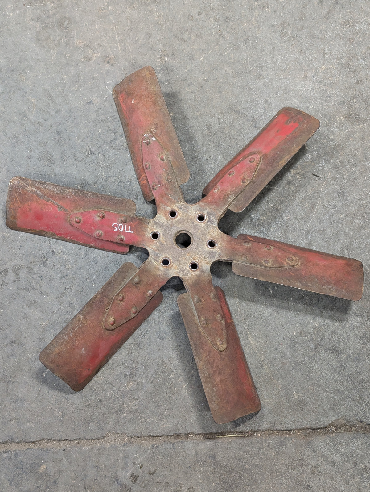 6 Blade Fan IH International 69759C1 USED