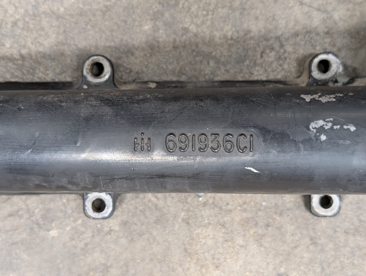 Intake Manifold IH International 691936C1 691935C91 USED