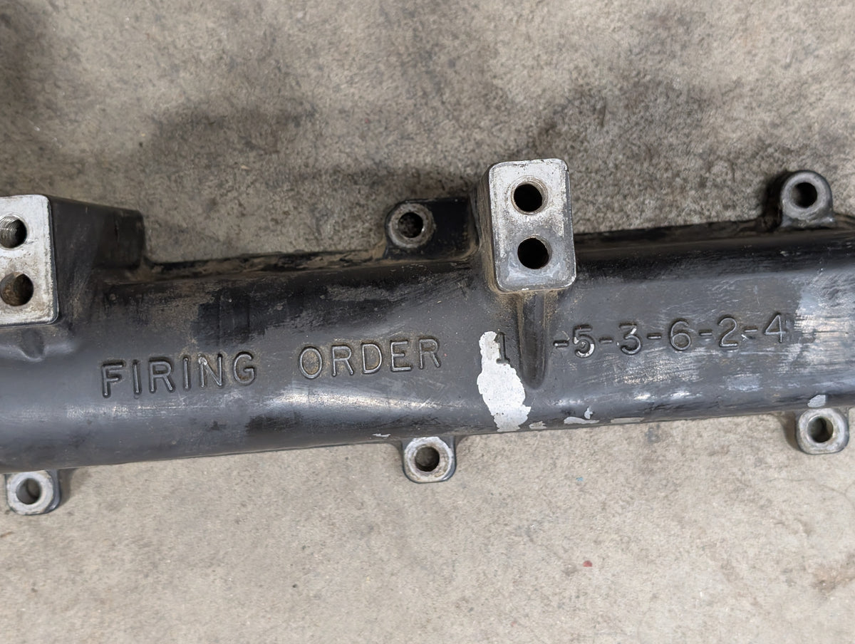 Intake Manifold IH International 691936C1 691935C91 USED