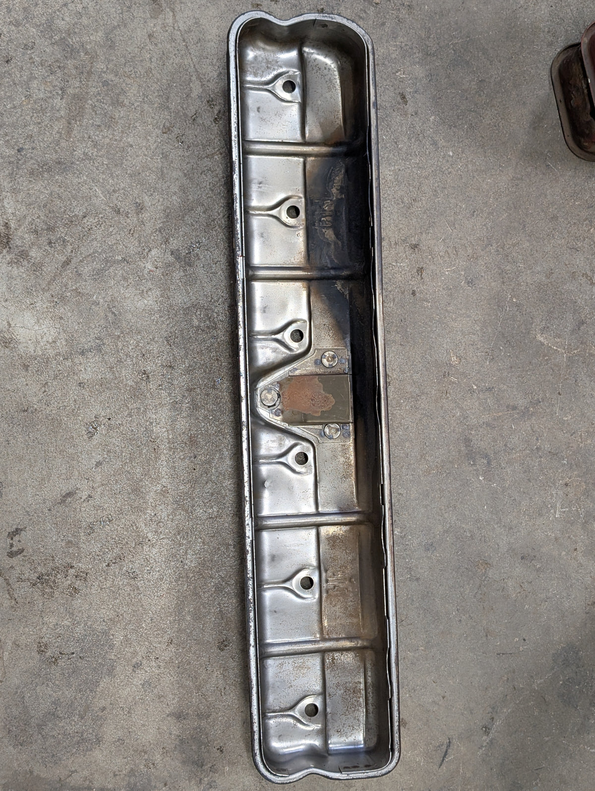 Valve Cover IH International 690339C3 USED