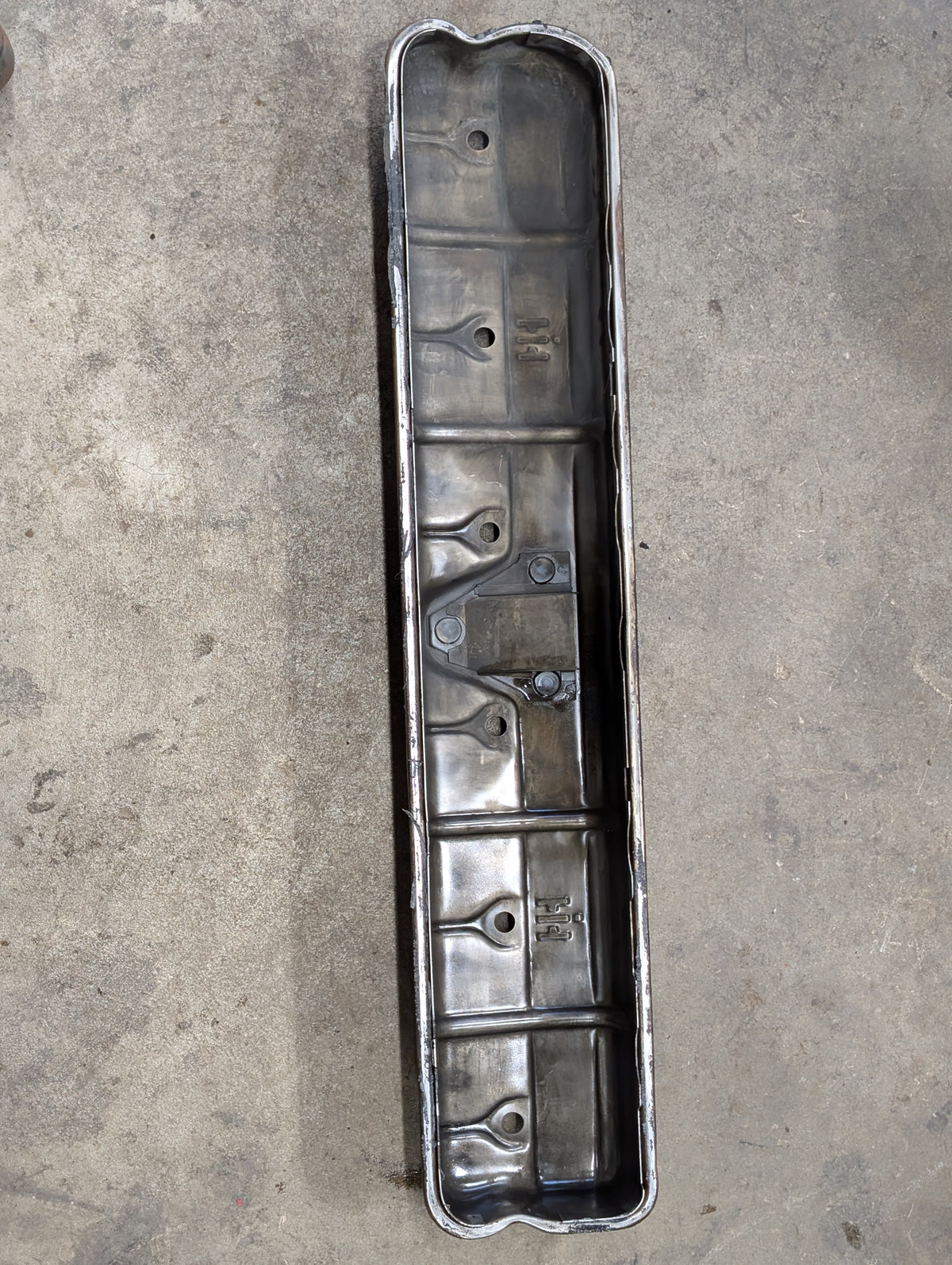 Valve Cover IH International 690339C3 USED