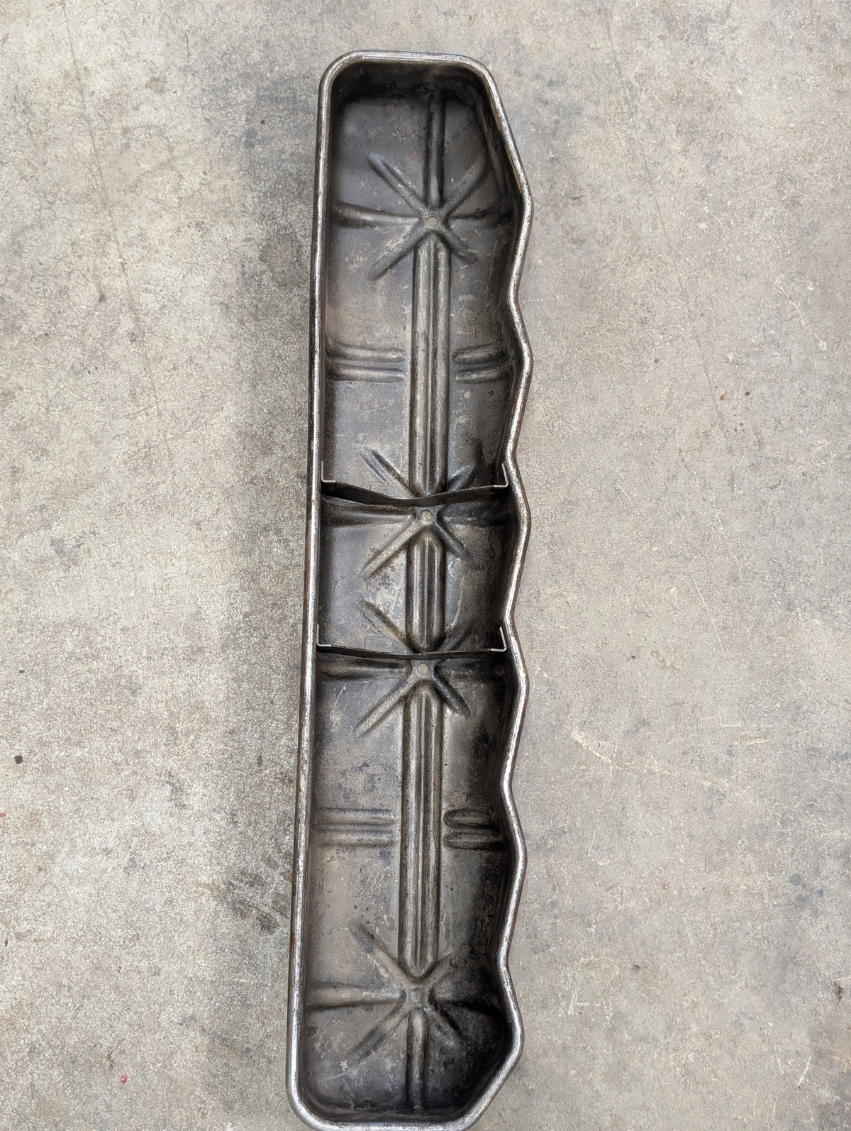 Valve Cover IH International 3132840R91 USED