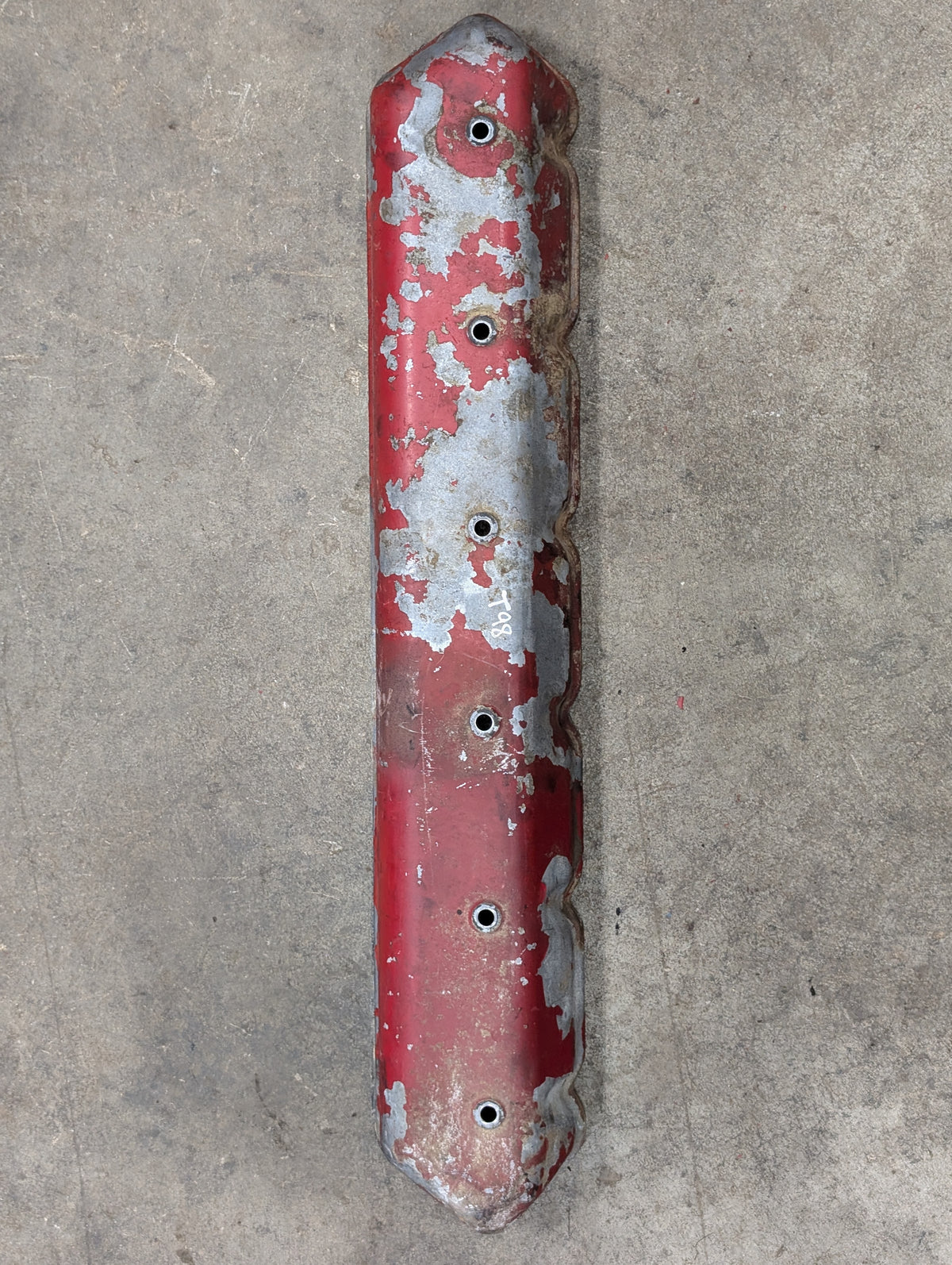 Valve Cover IH International 601390C2 328679R2 USED