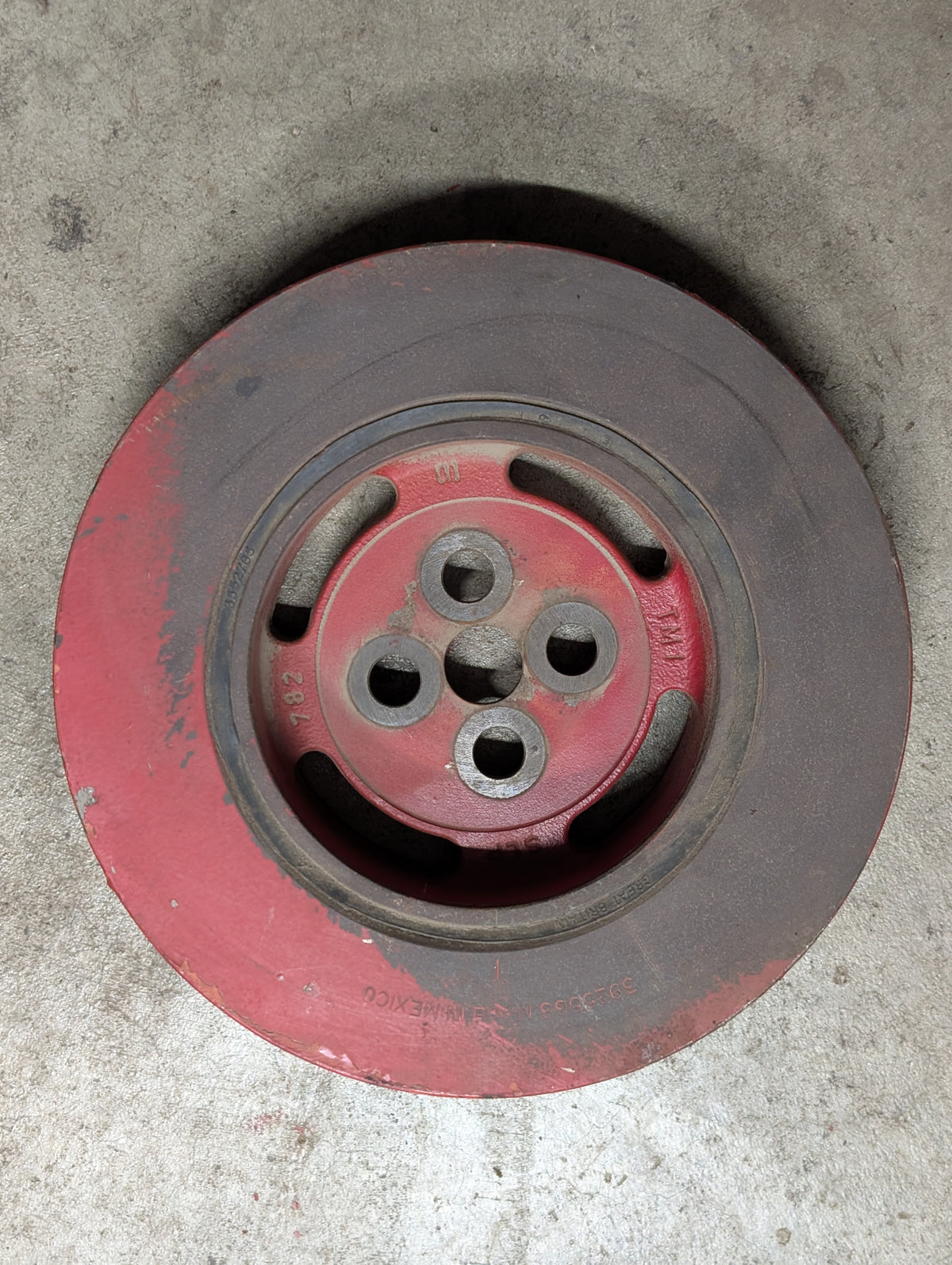 Crankshaft Damper Pulley IH International J925568 3925568 USED