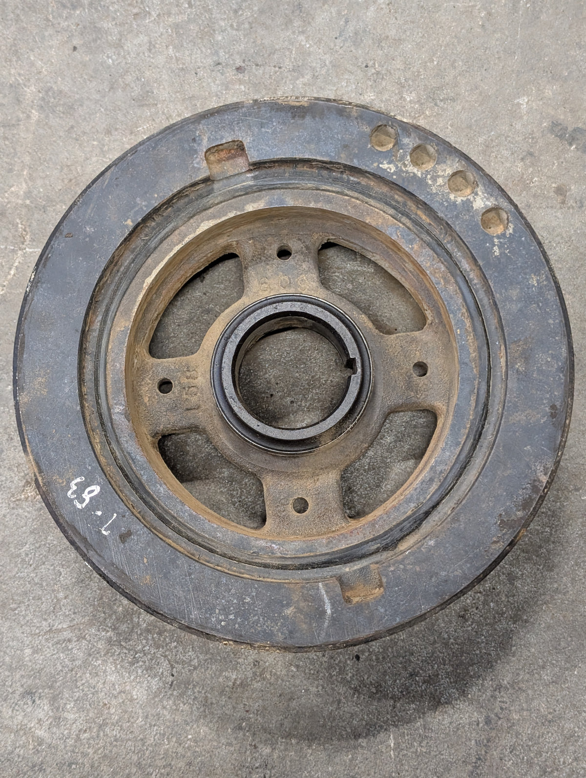 Crankshaft Damper Pulley IH International 683459C94 USED