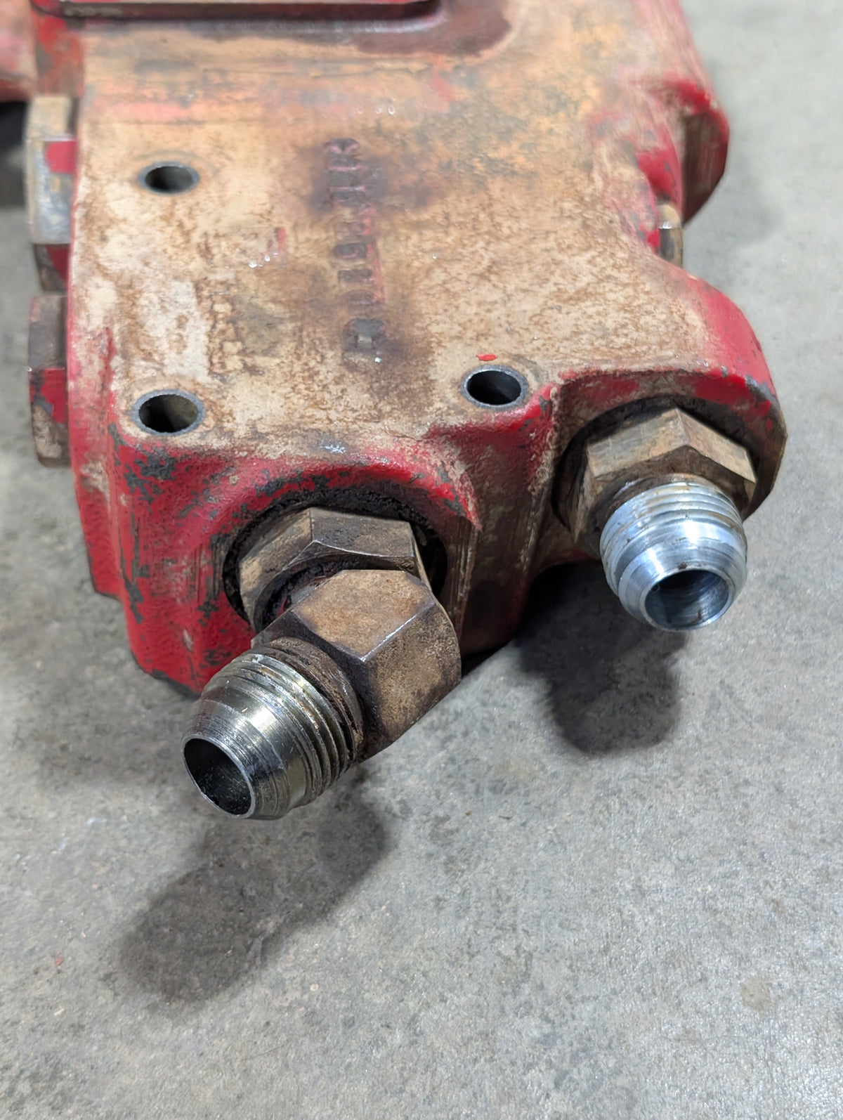 Priority Unloading Relief Valve IH International 108516C92 108520C1 USED