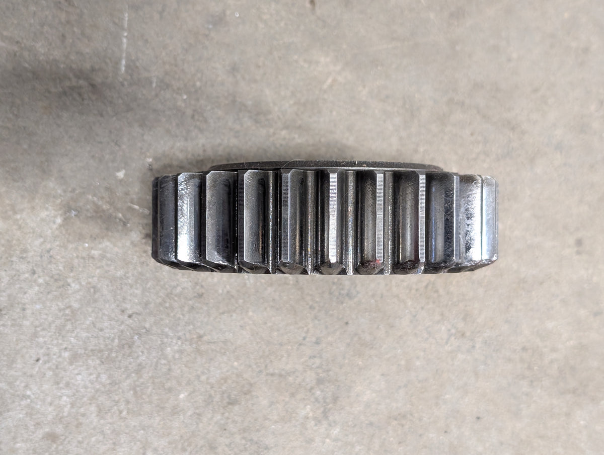 1st Speed Drive Gear IH International 406473R1 USED