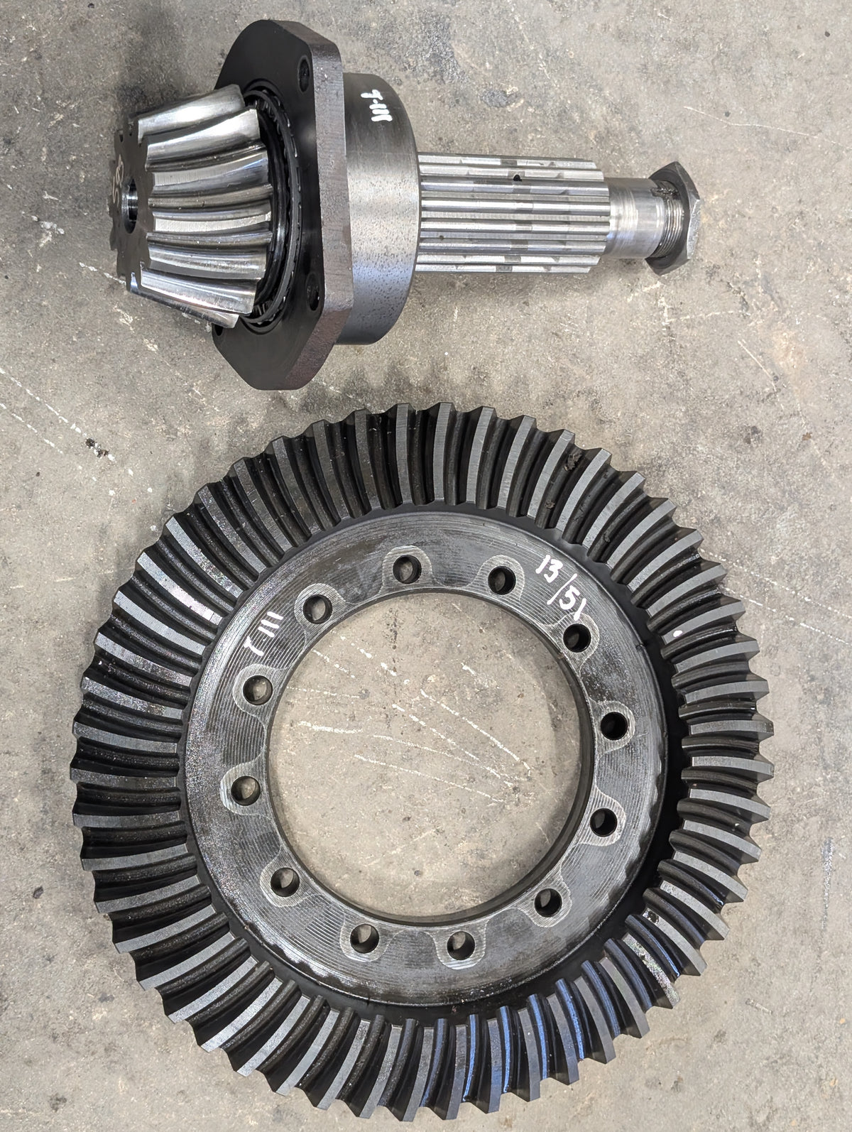 Ring & Pinion IH International 534307R91 528708R1 536171R1 120265C91 USED