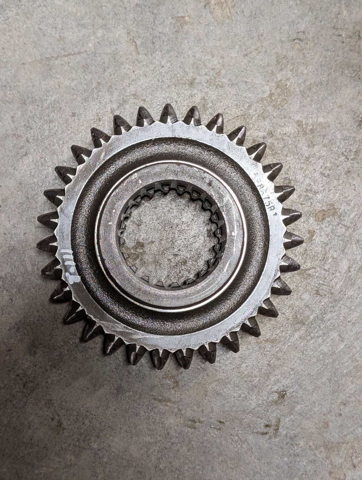 3rd/4th Speed Slider Gear IH International 528675R1 USED