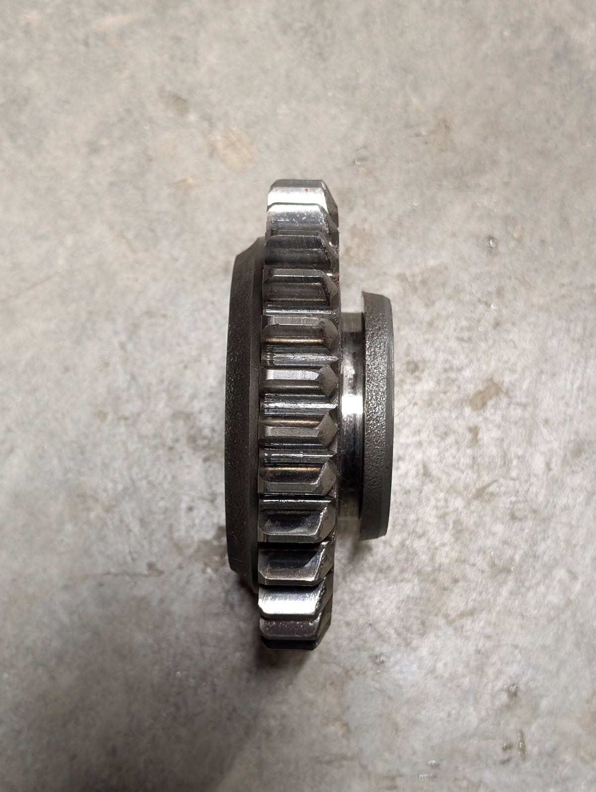 3rd/4th Speed Slider Gear IH International 528675R1 USED