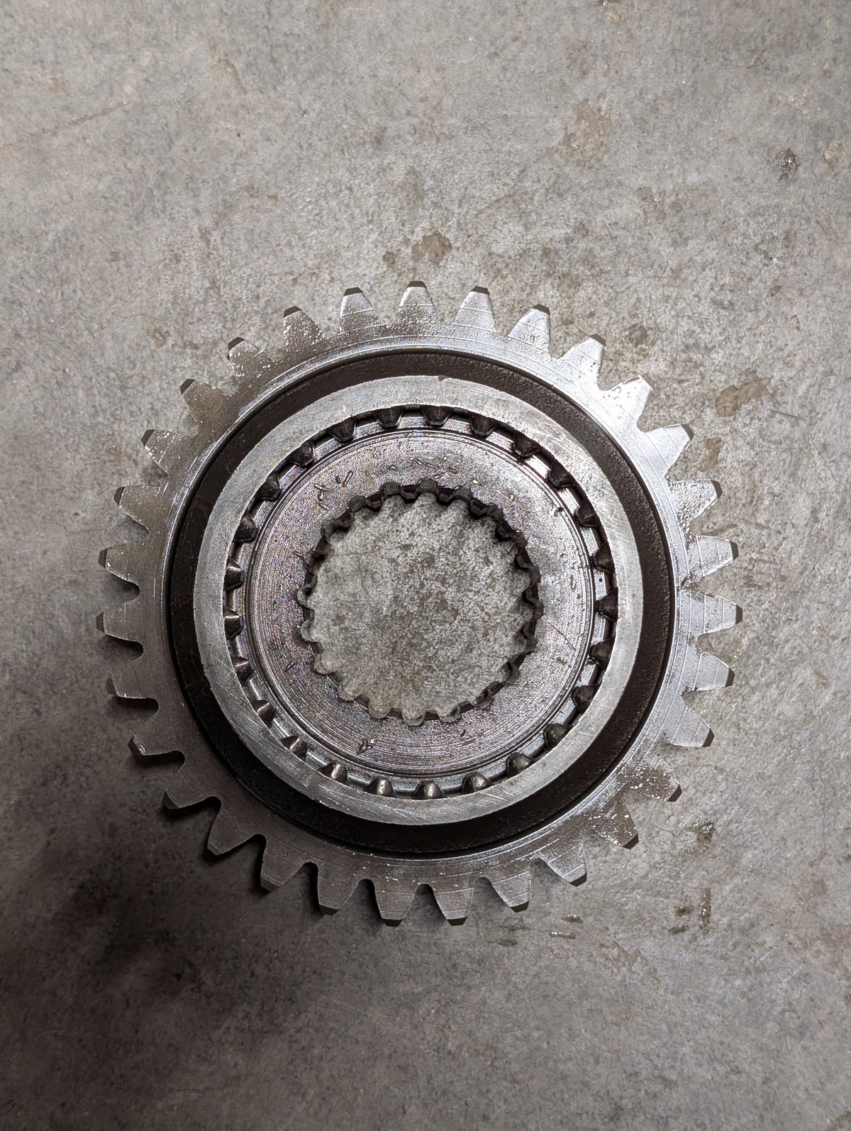 3rd/4th Speed Slider Gear IH International 528675R1 USED