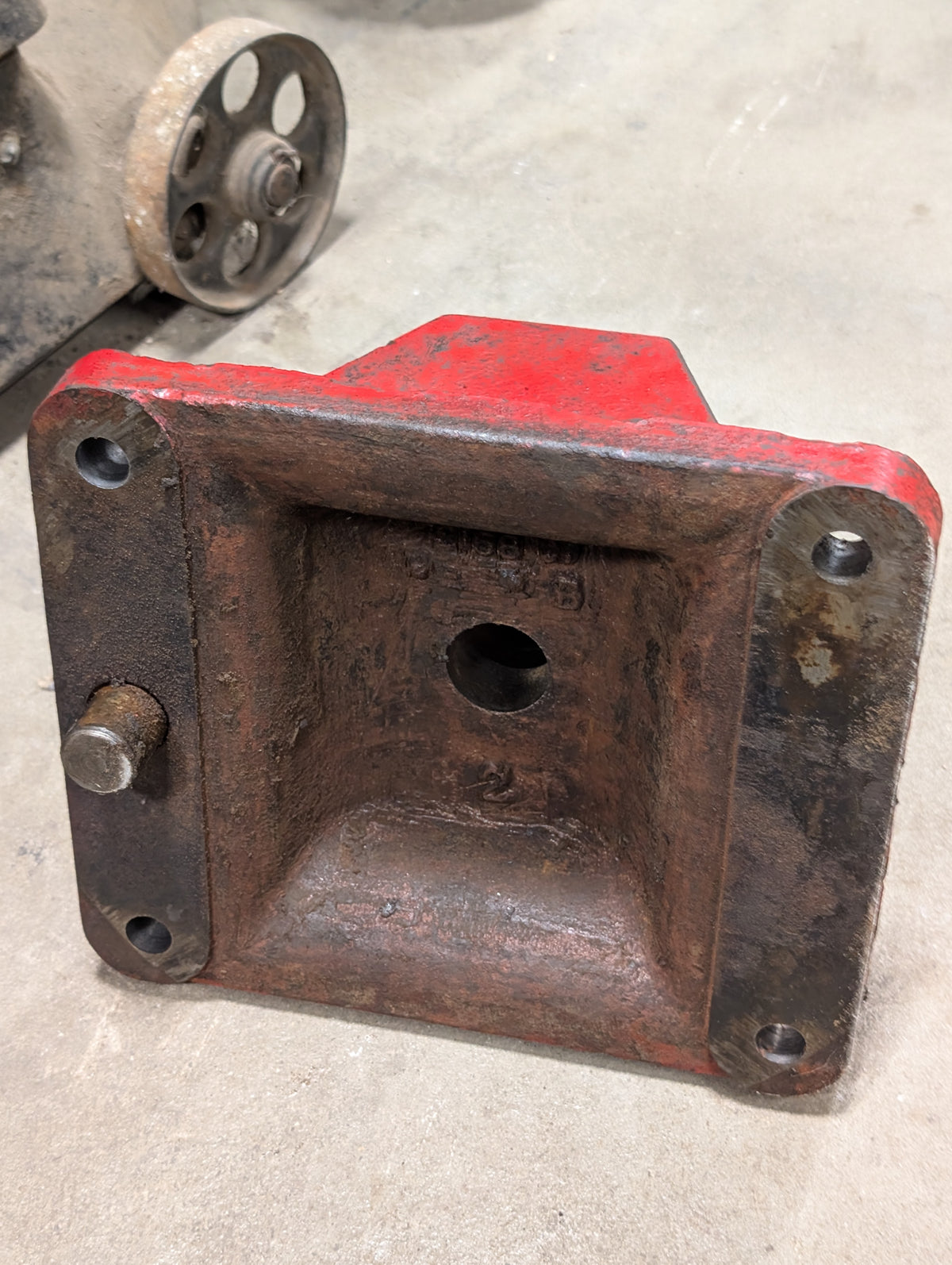 Drawbar Pivot Support IH International 72475C1 USED