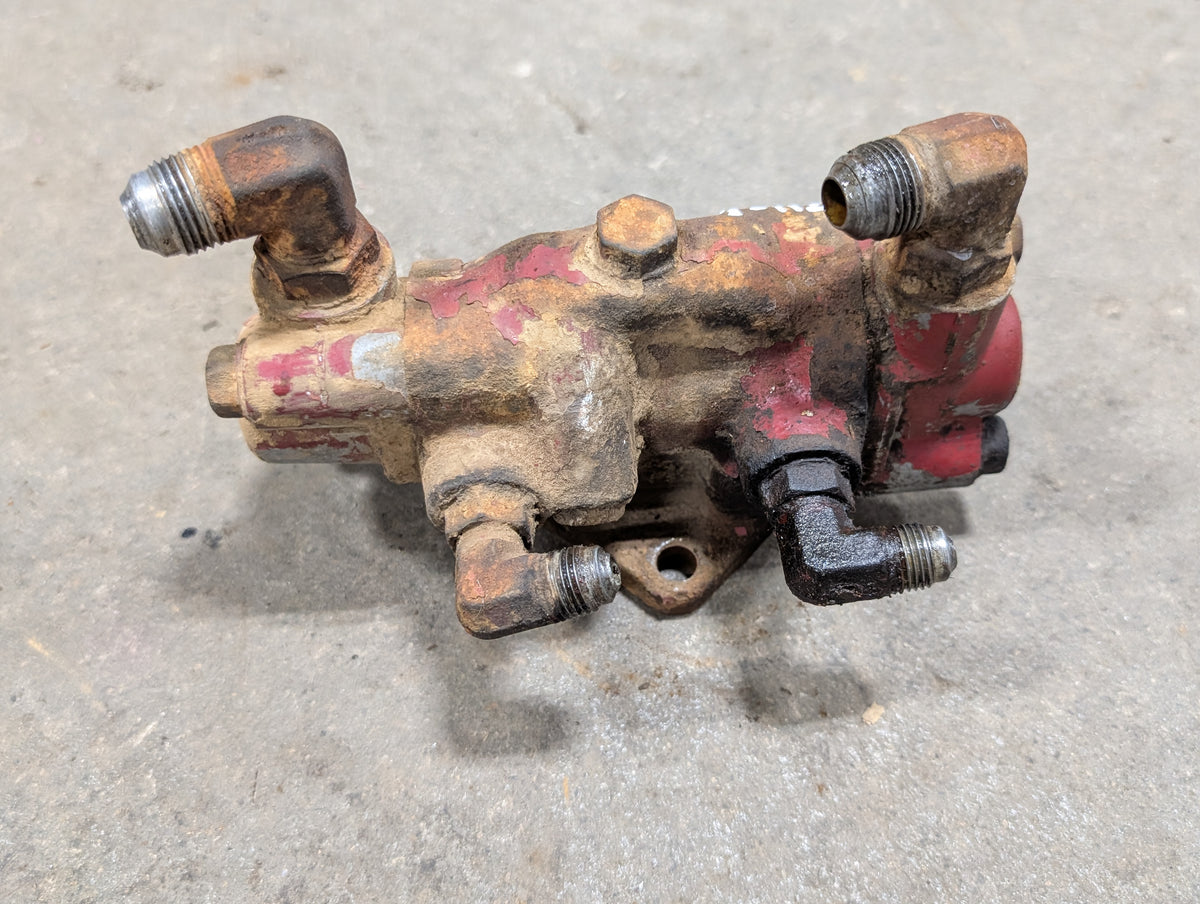 Power Steering Pilot Valve IH International 527492R91 396726R91 USED