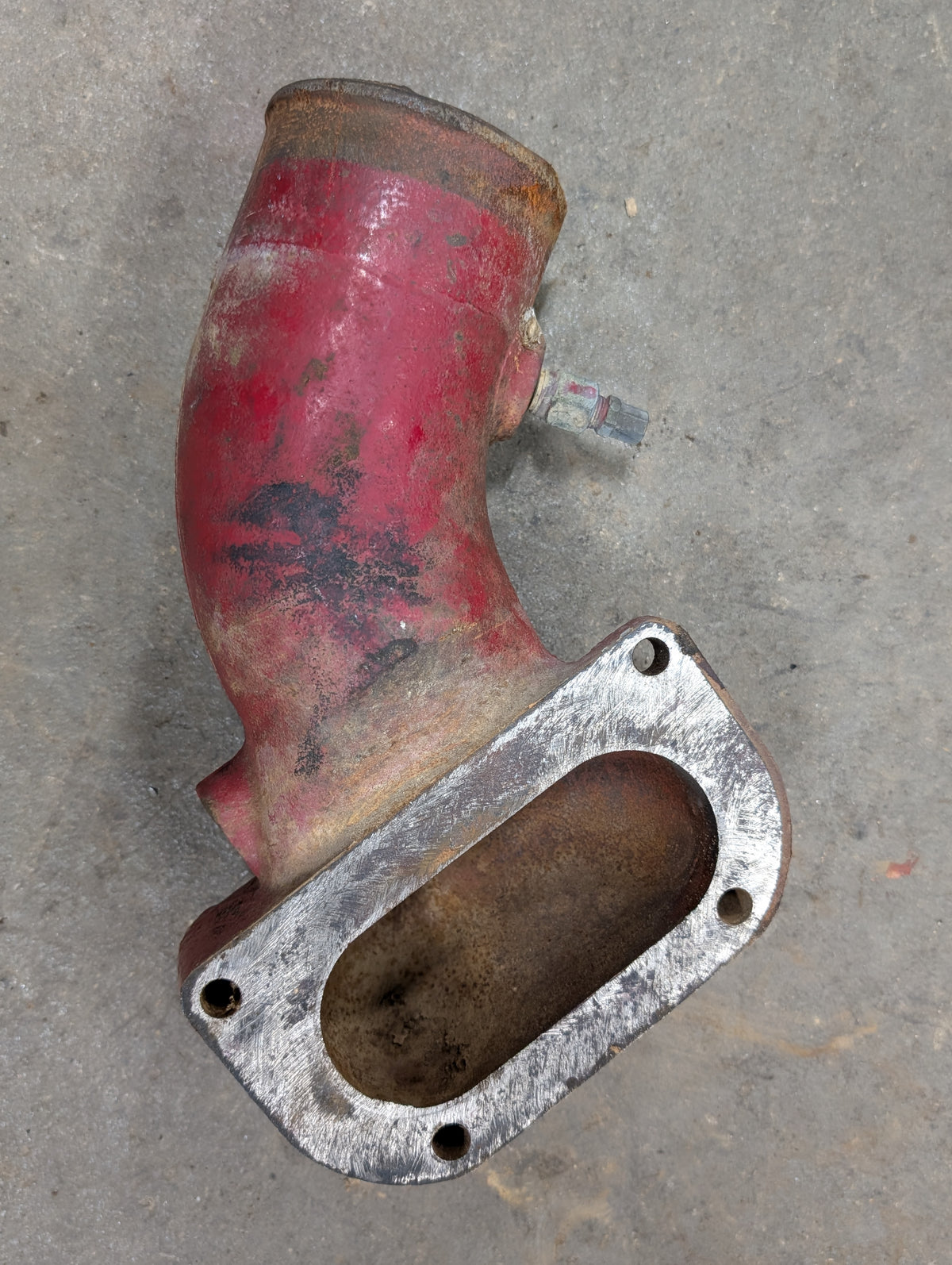 Air Intake Elbow IH International 380045R2 USED