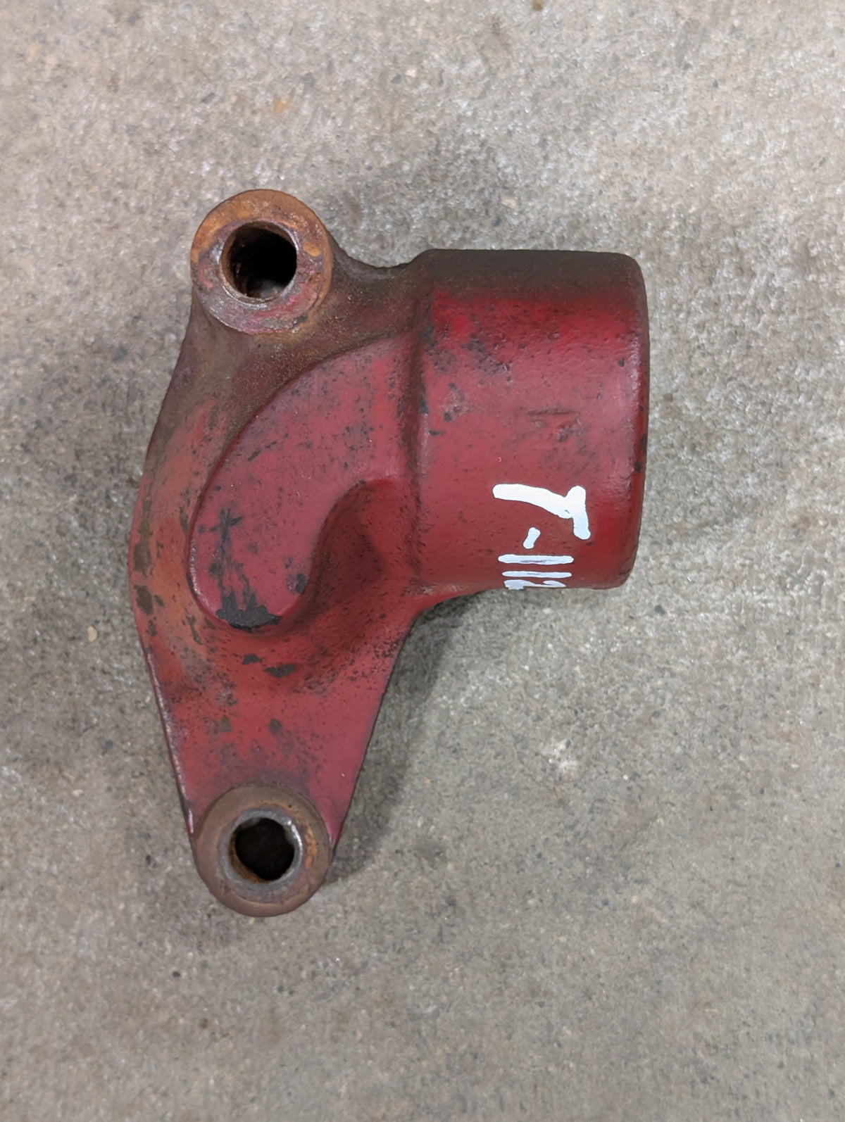 Engine Oil Elbow IH International 607262C1 USED