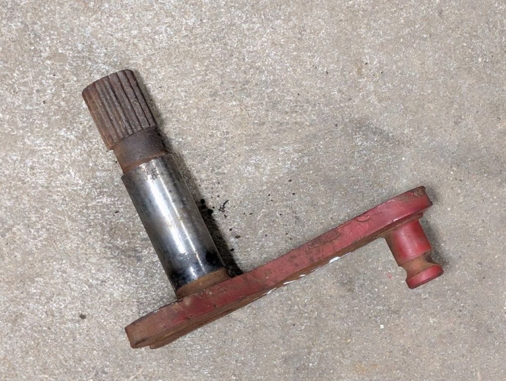 Handle Pivot Shaft IH International 383147R11 USED
