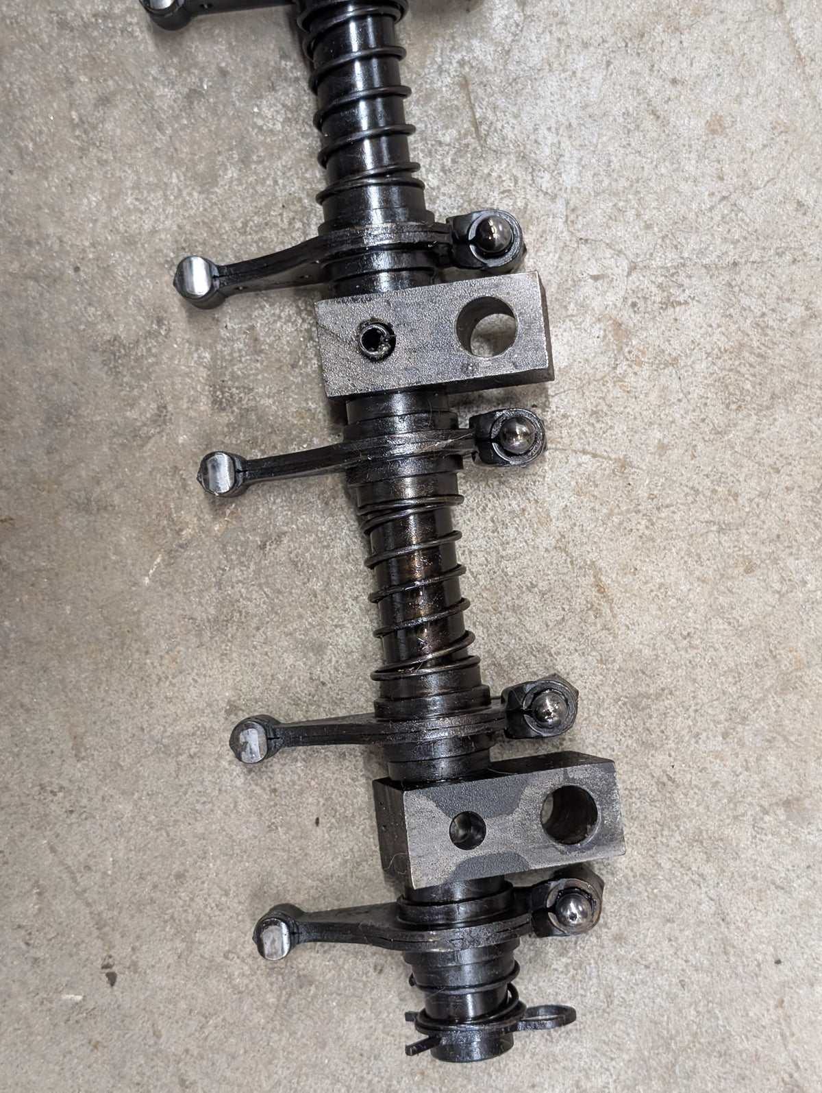 Rocker Arm Assembly IH International 341074R92 326510R2 USED