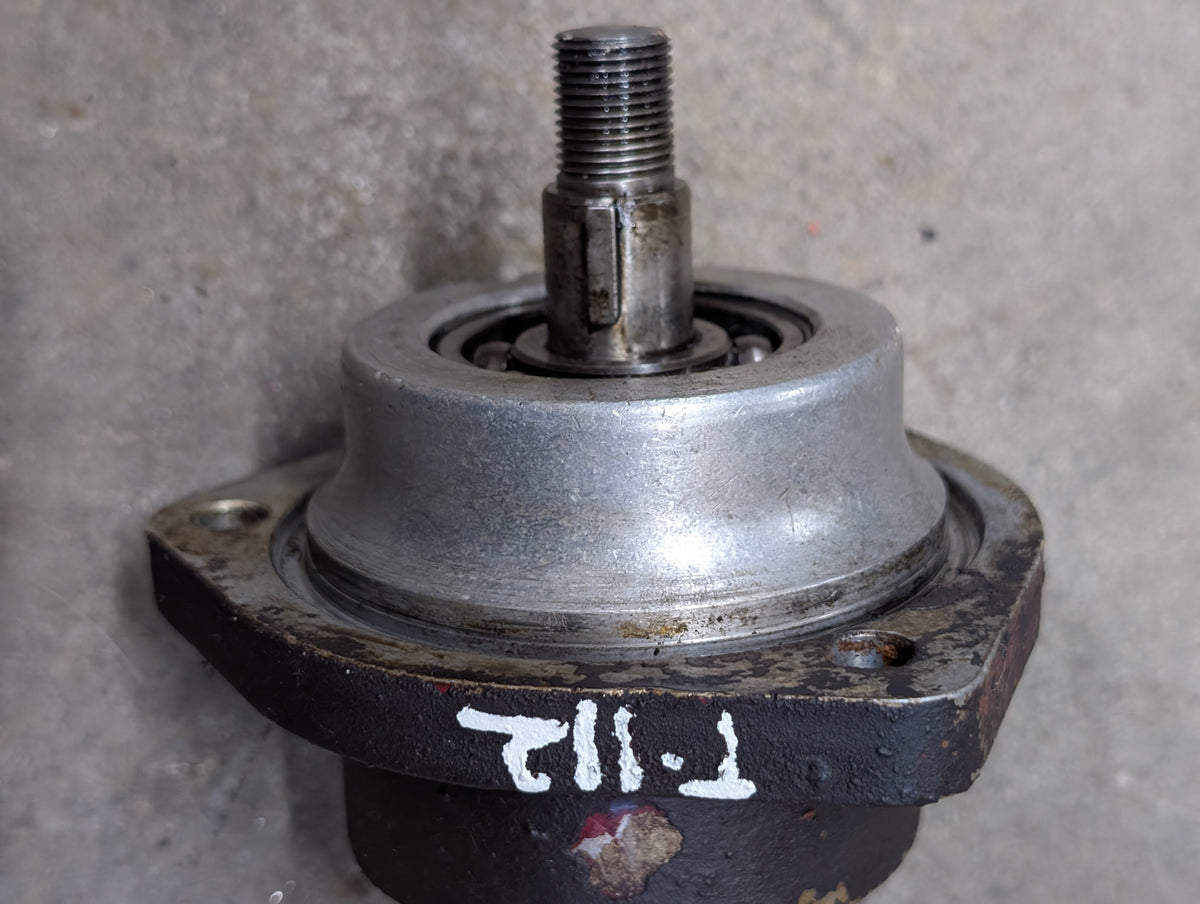 Drive Shaft & Mounting Adaptor Assembly IH International 619762C1 613612C1 USED