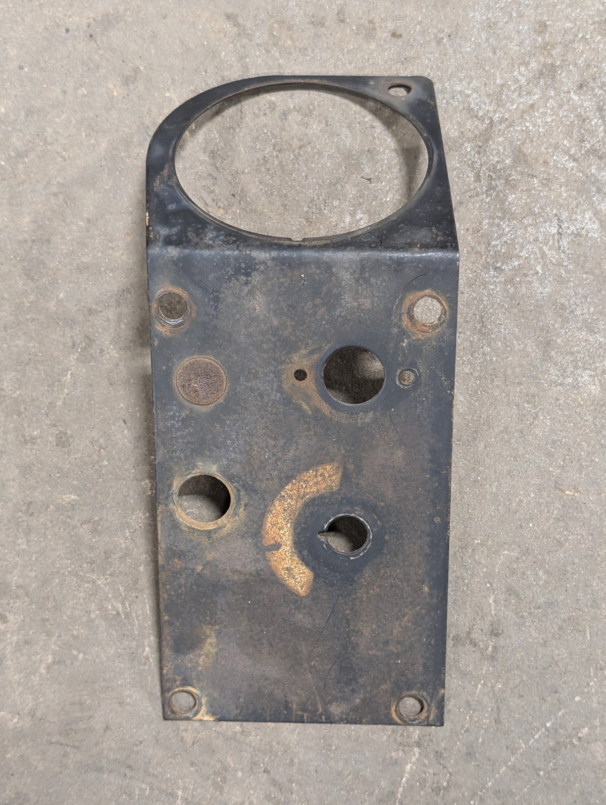 Left Instrument Panel IH International 382724R91 USED