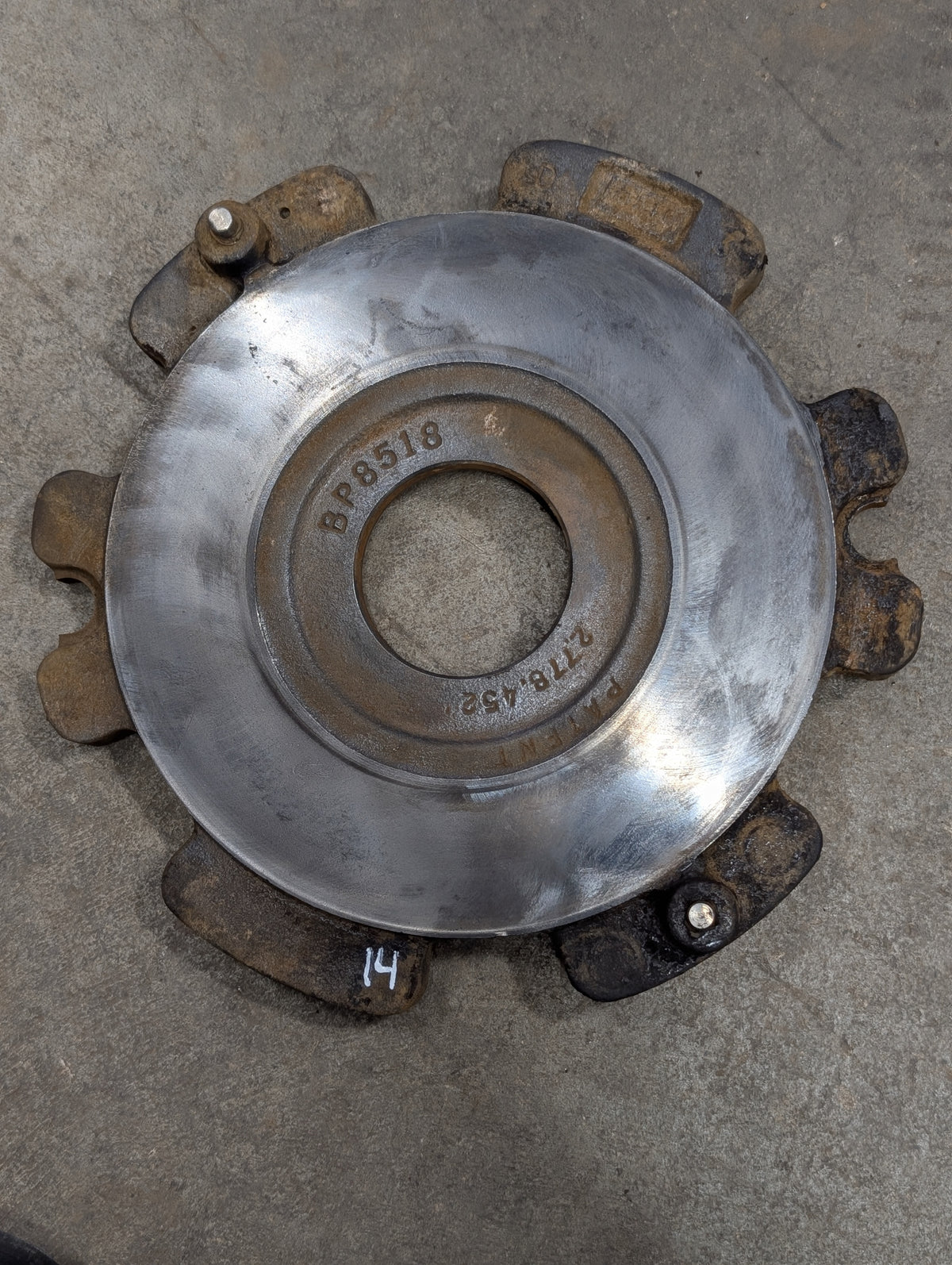 Primary Brake Plate IH International 392776R21 USED