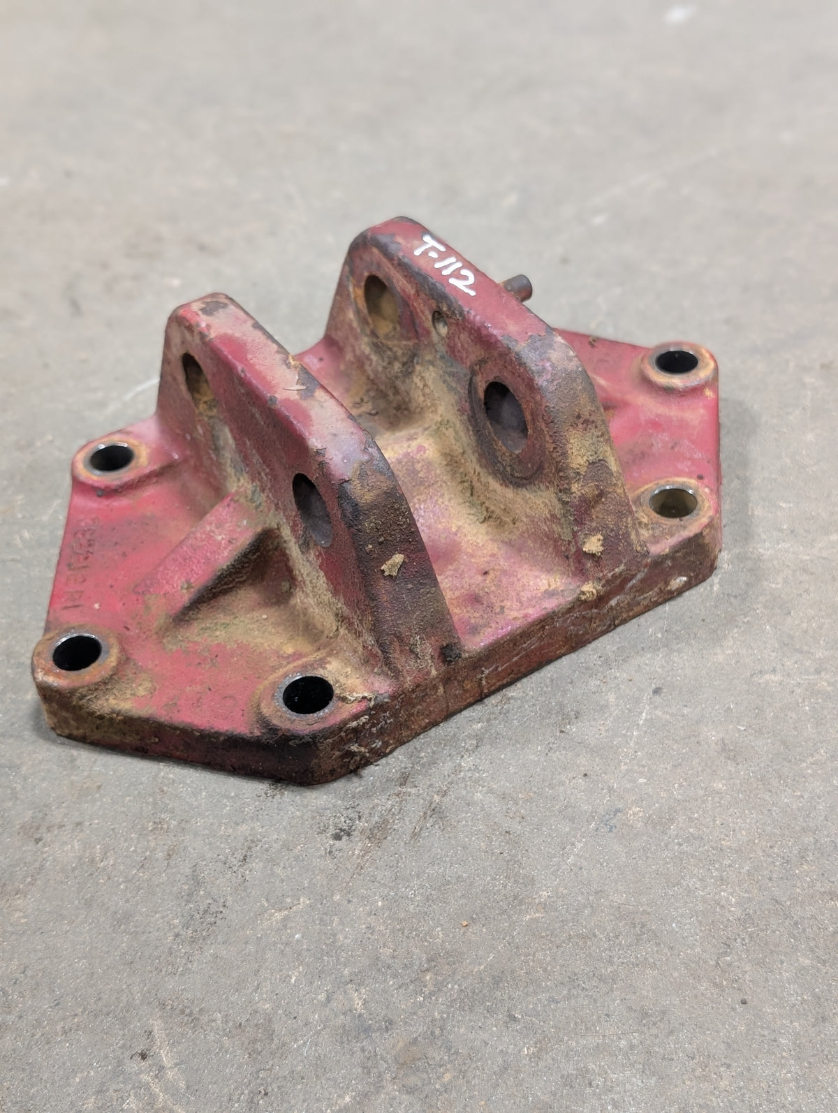 Cat 2 Top Link Bracket IH International 382212R2 382212R41 USED