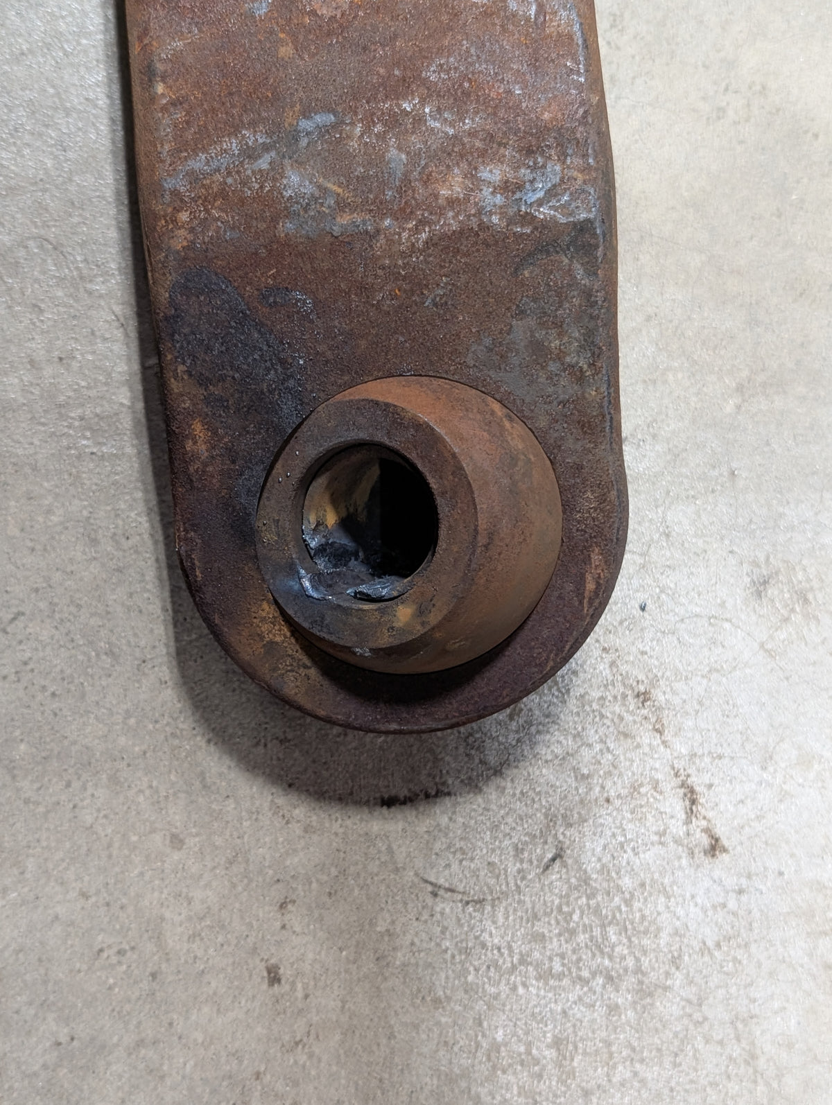 Cat 3 Right Lower Link Hitch Arm IH International 109084C91 398396R3 109080C91 USED