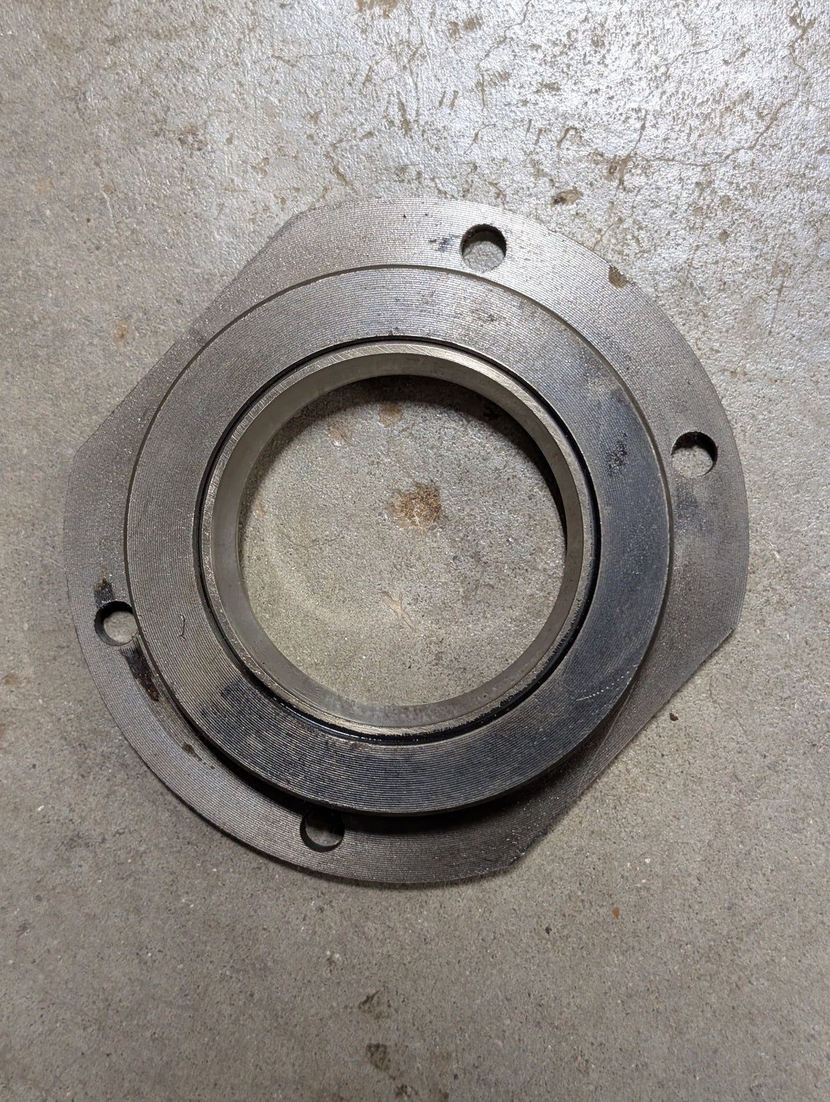 Countershaft Front Bearing Cage IH International 393160R1 USED