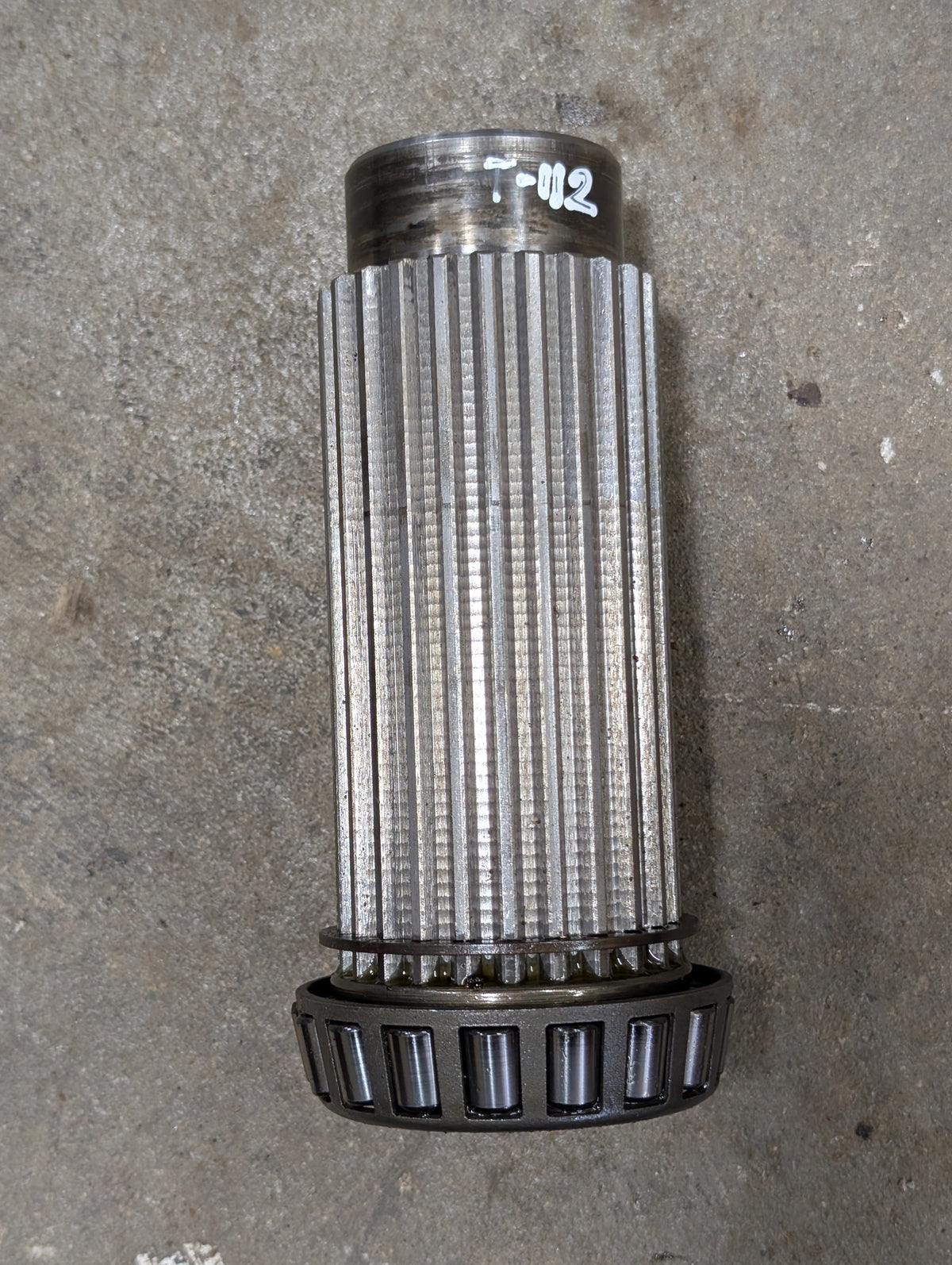 Range Countershaft IH International 393159R1 USED