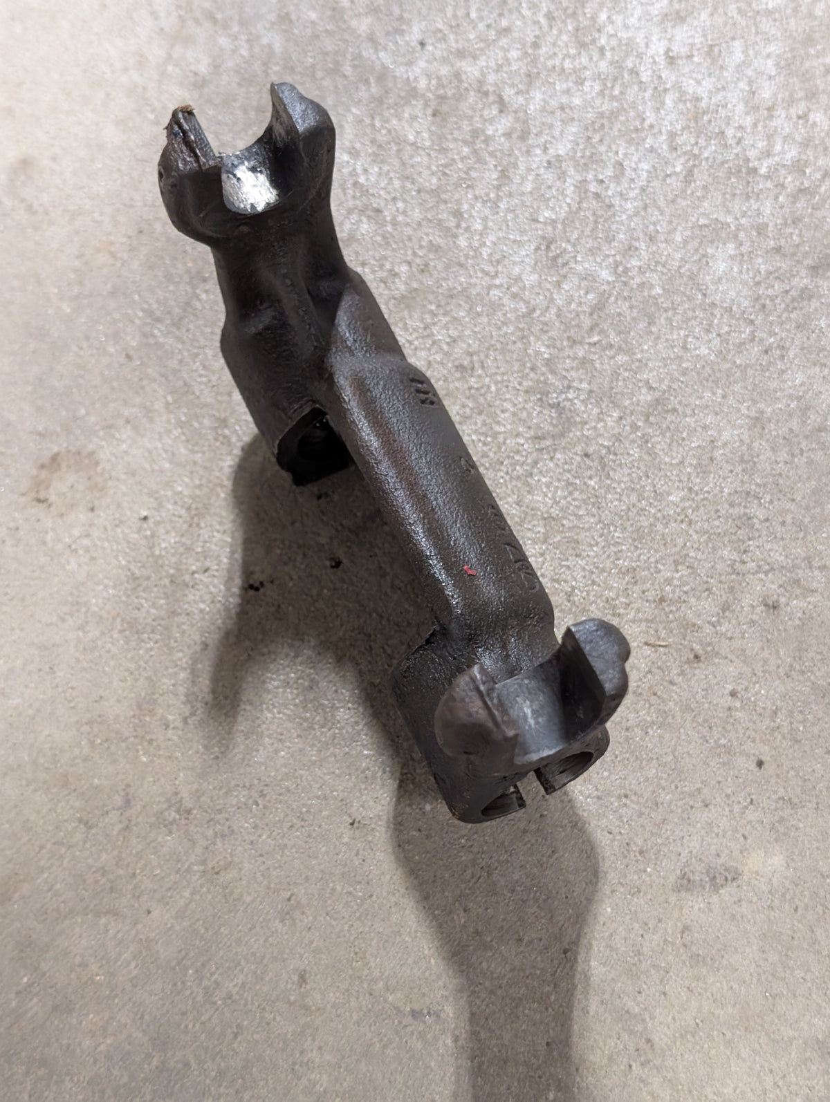 Clutch Release Fork IH International 380110R1 USED