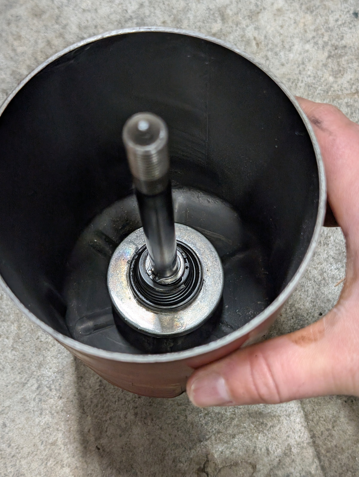 Engine Oil Filter Can IH International 349077R91 USED