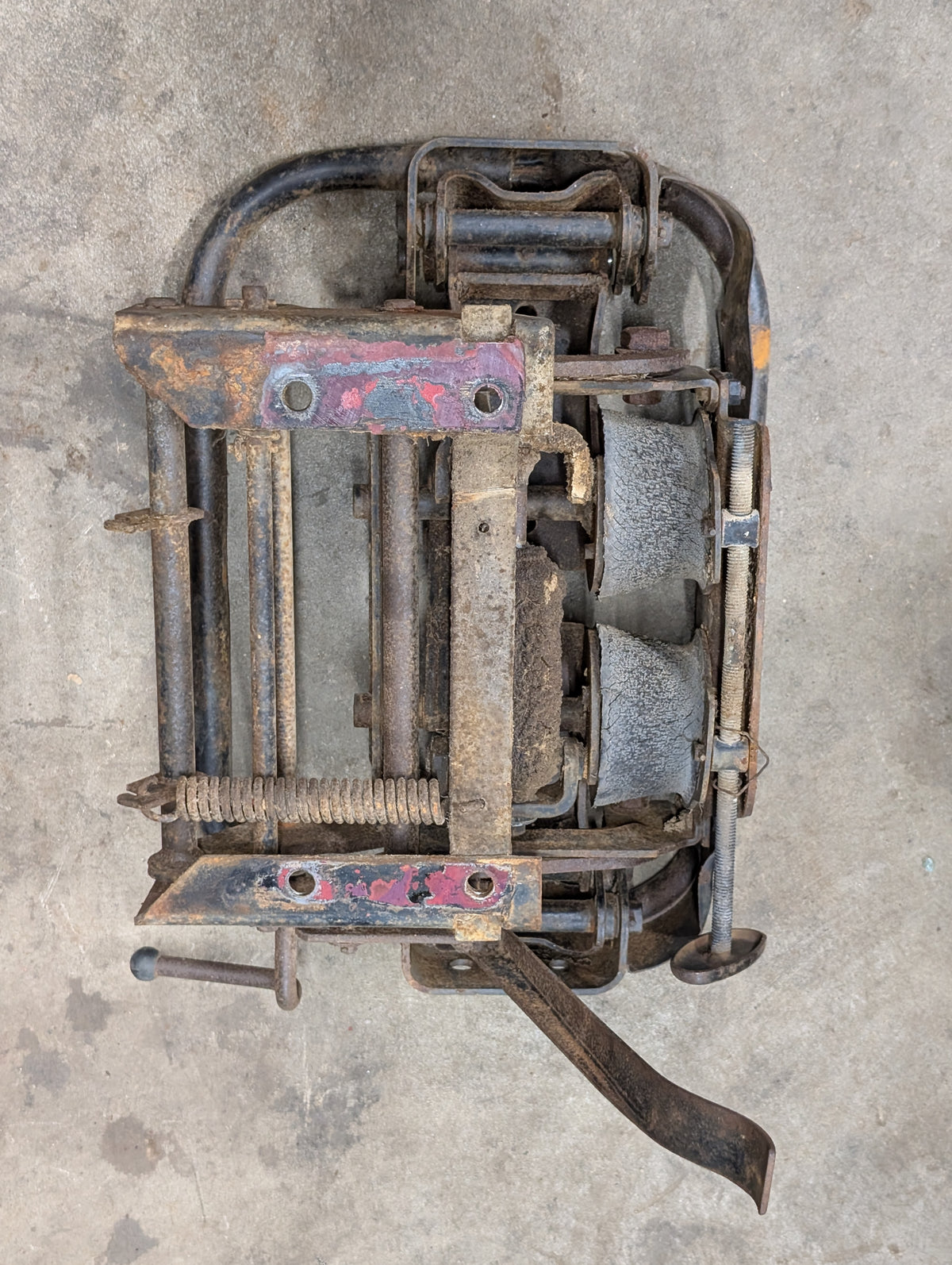 Mechanical Seat Suspension IH International 379319R93 USED