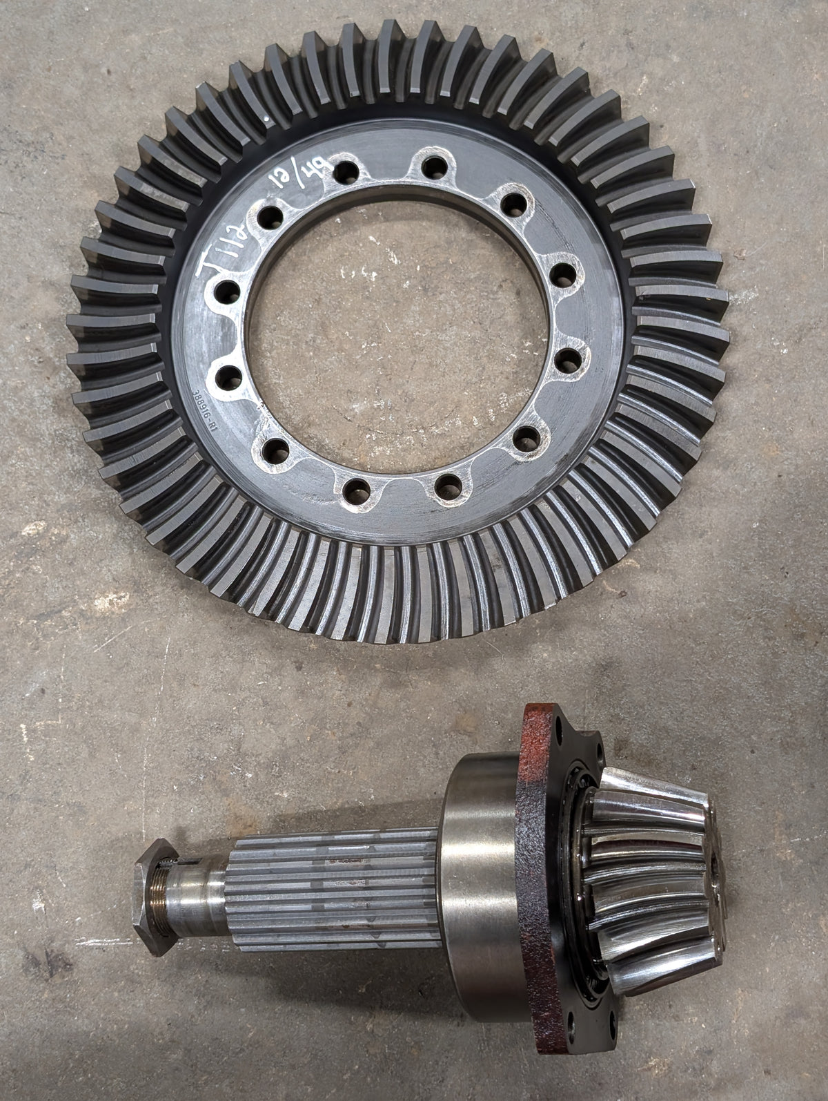 Ring & Pinion IH International 395828R91 395013R1 USED