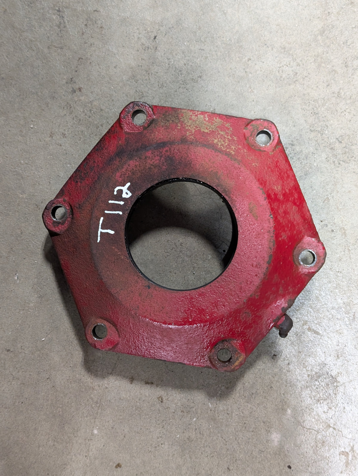 Rear Axle Cap IH International 530033R2 USED