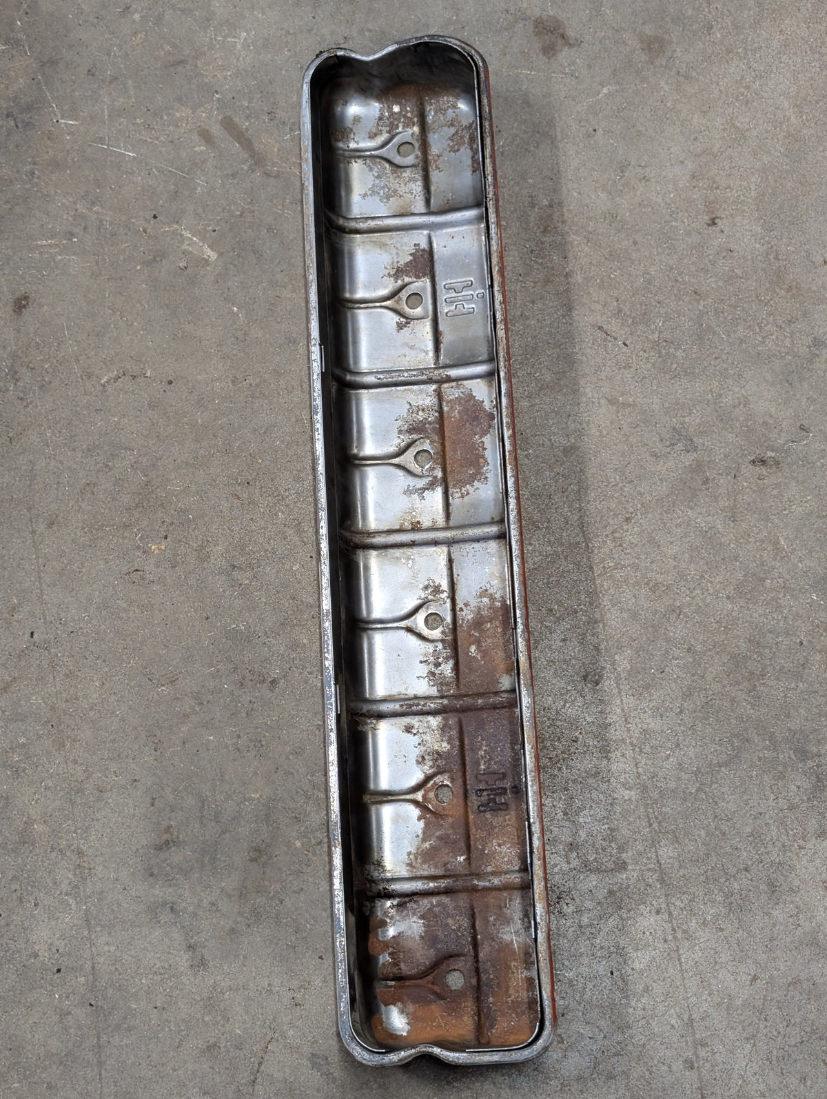 Valve Cover IH International 676088C5 USED