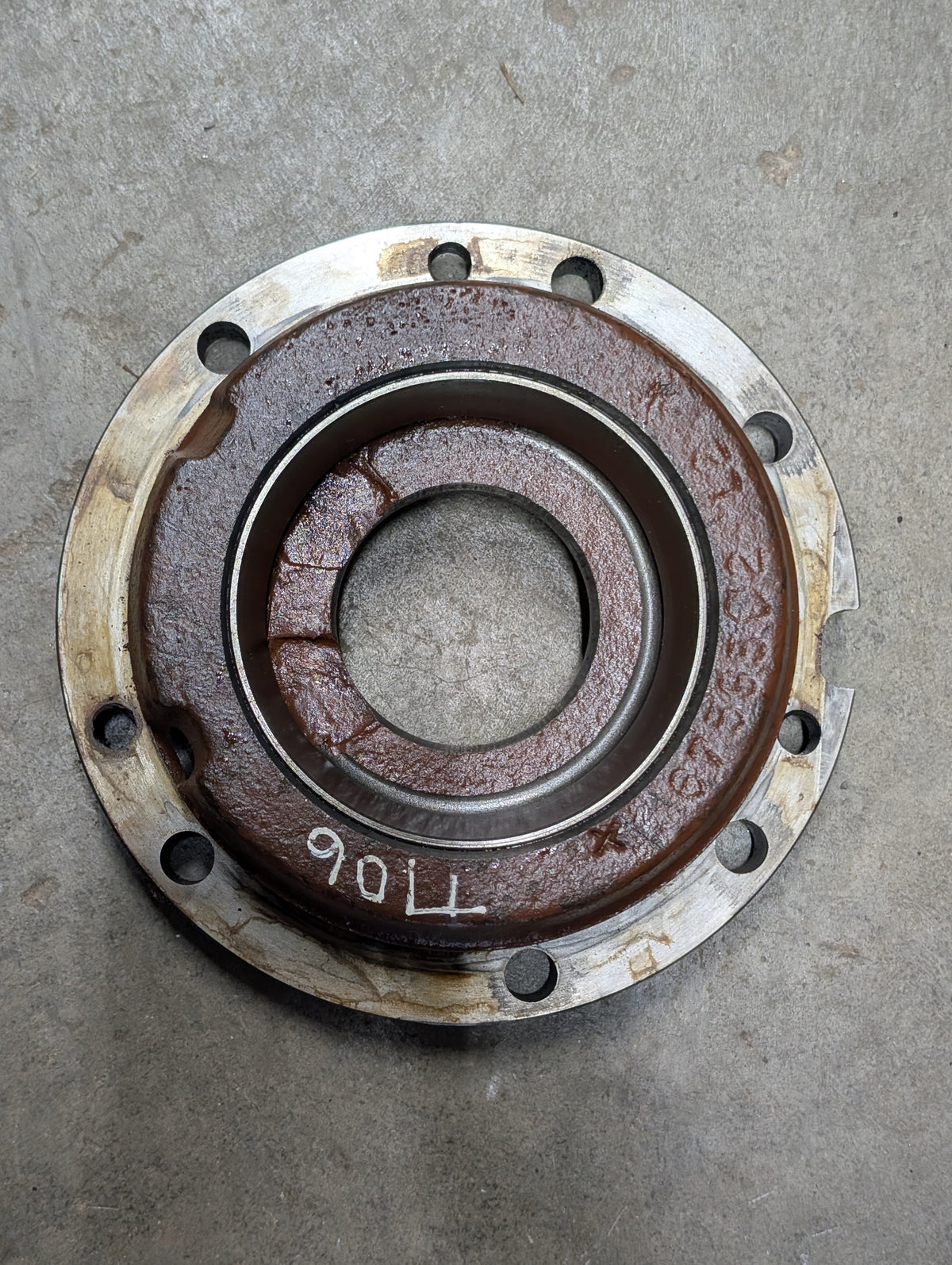 Left Differential Bearing Retainer IH International 67595C2 USED