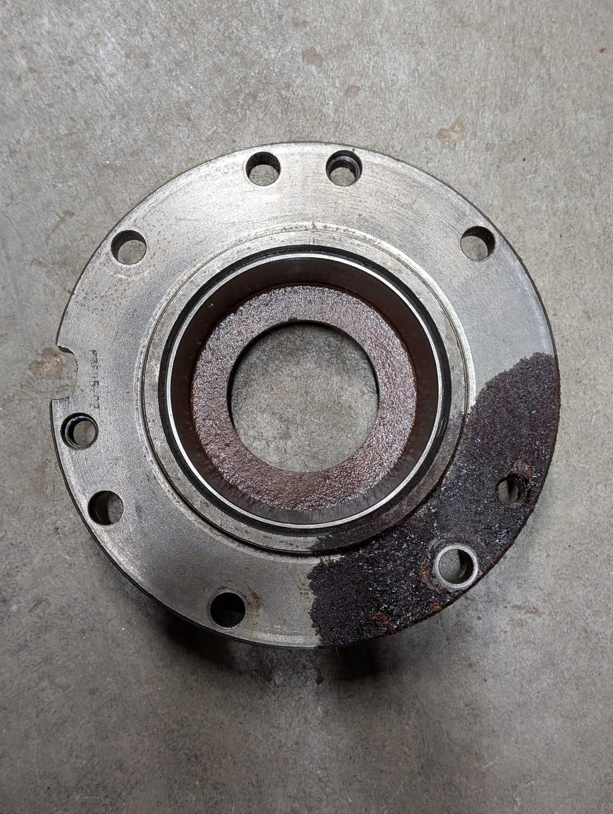 Left Differential Bearing Retainer IH International 67595C2 USED
