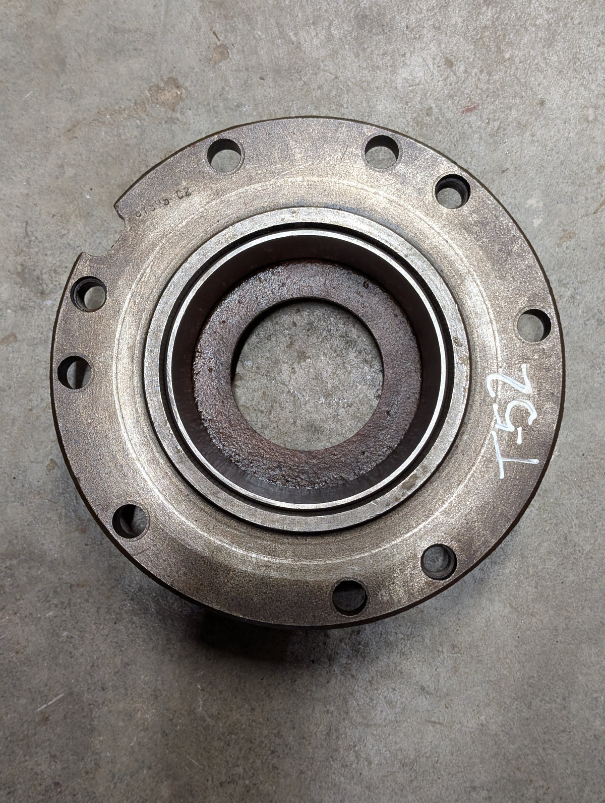 Left Differential Bearing Retainer IH International 67595C2 USED
