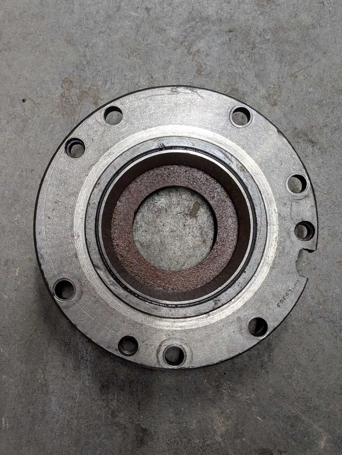 Right Differential Bearing Retainer IH International 68683C1 USED