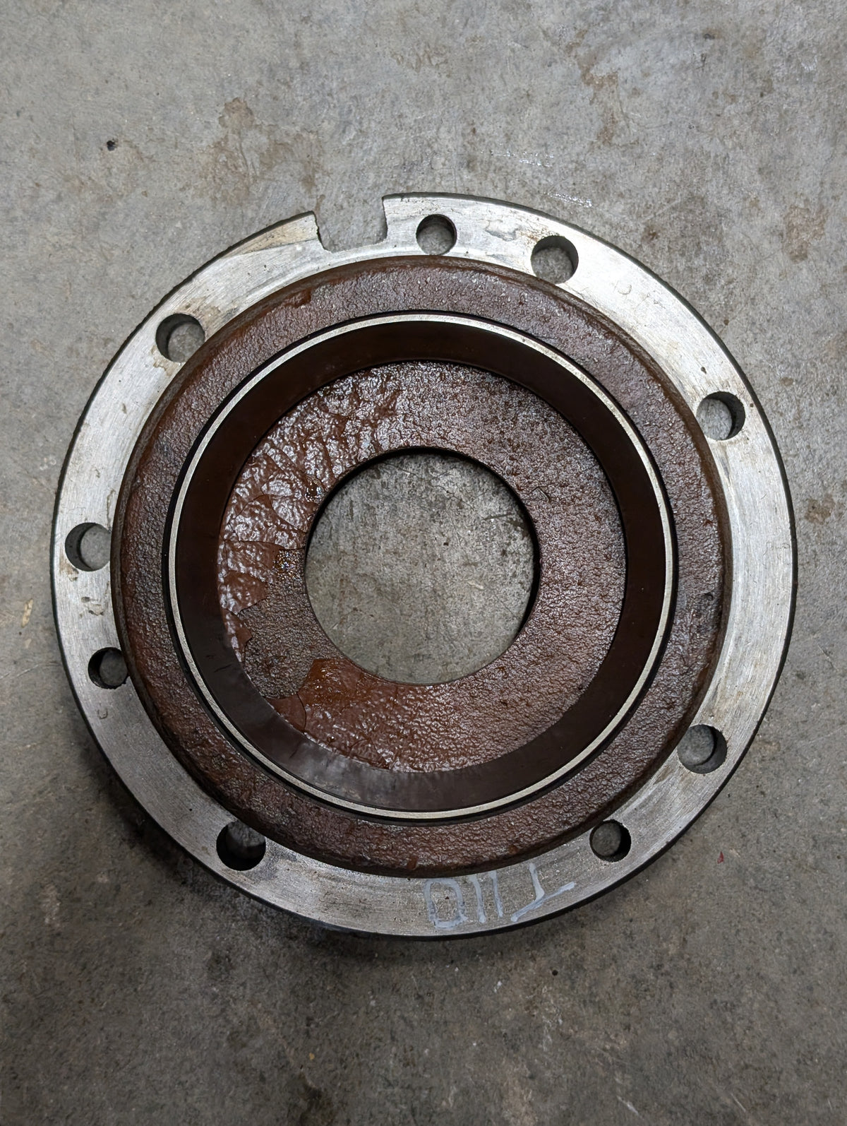 Right Differential Bearing Retainer IH International 68683C1 USED