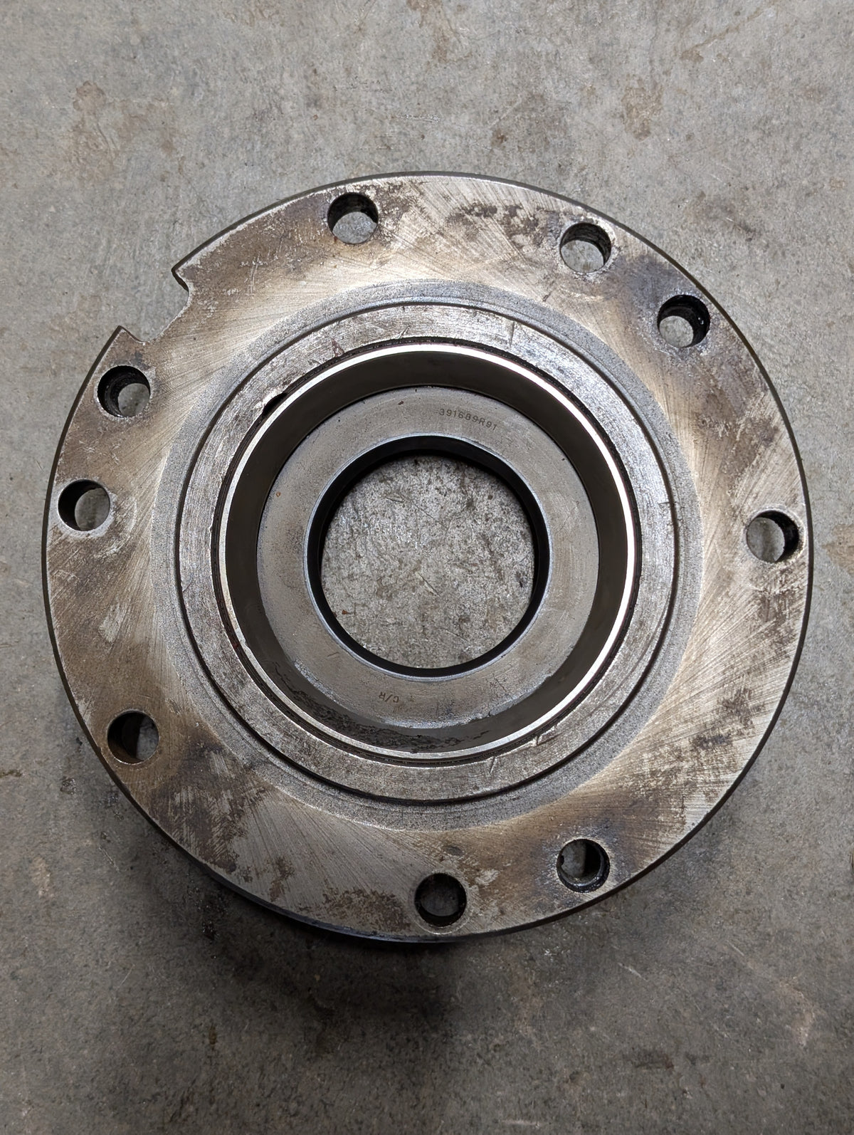 Left Differential Bearing Retainer IH International 391688R1 USED